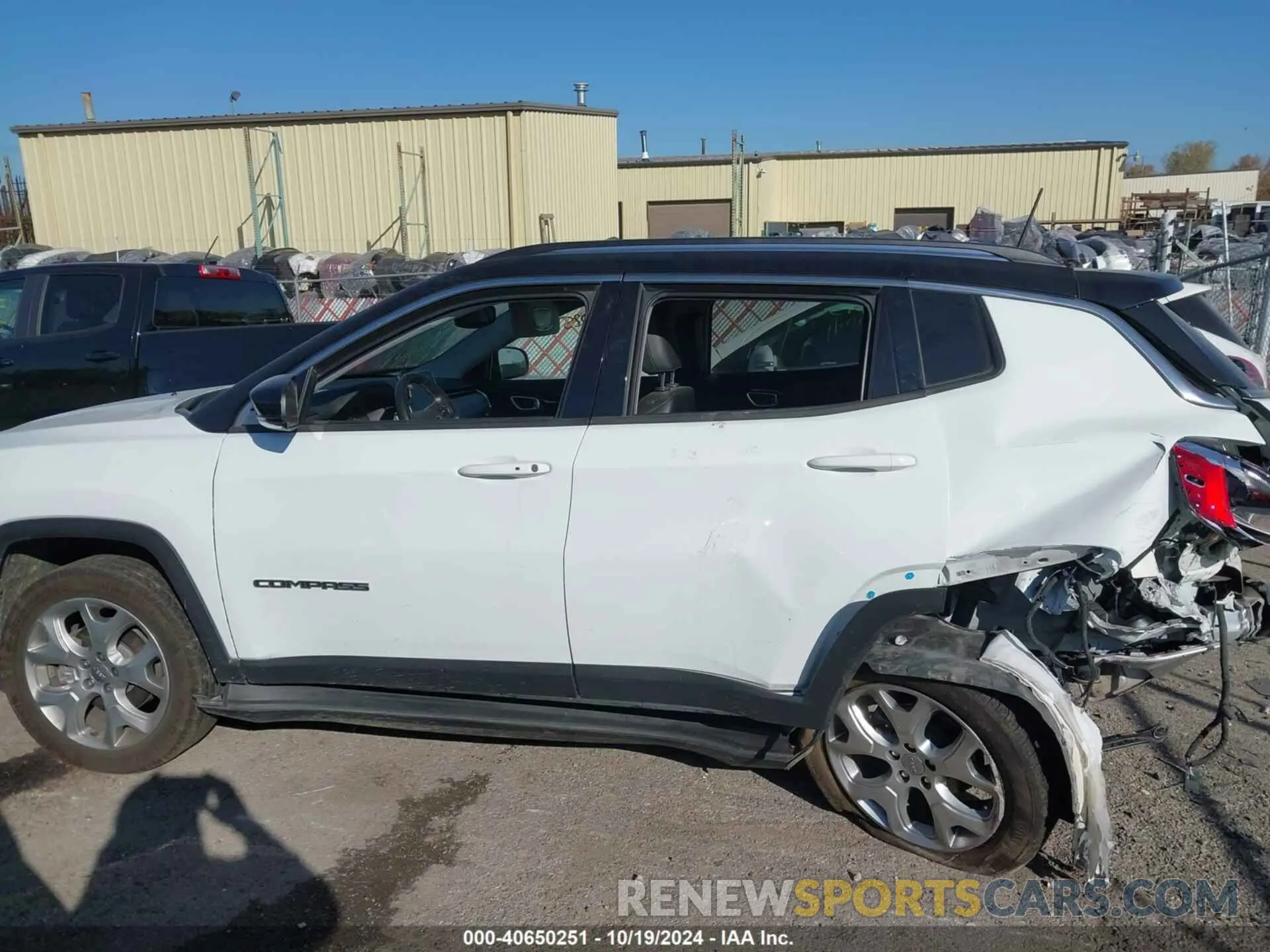 14 Photograph of a damaged car 3C4NJDCB5NT141390 JEEP COMPASS 2022