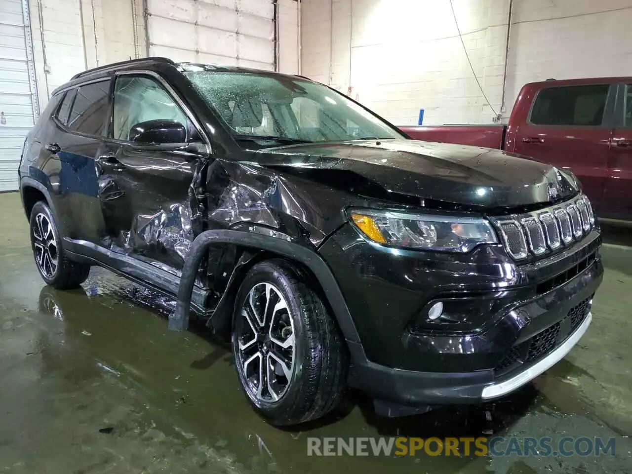 4 Photograph of a damaged car 3C4NJDCB5NT146248 JEEP COMPASS 2022