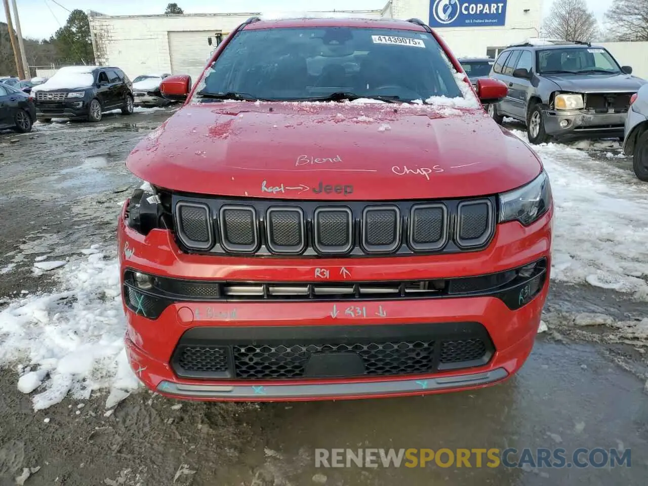 5 Photograph of a damaged car 3C4NJDCB5NT191741 JEEP COMPASS 2022