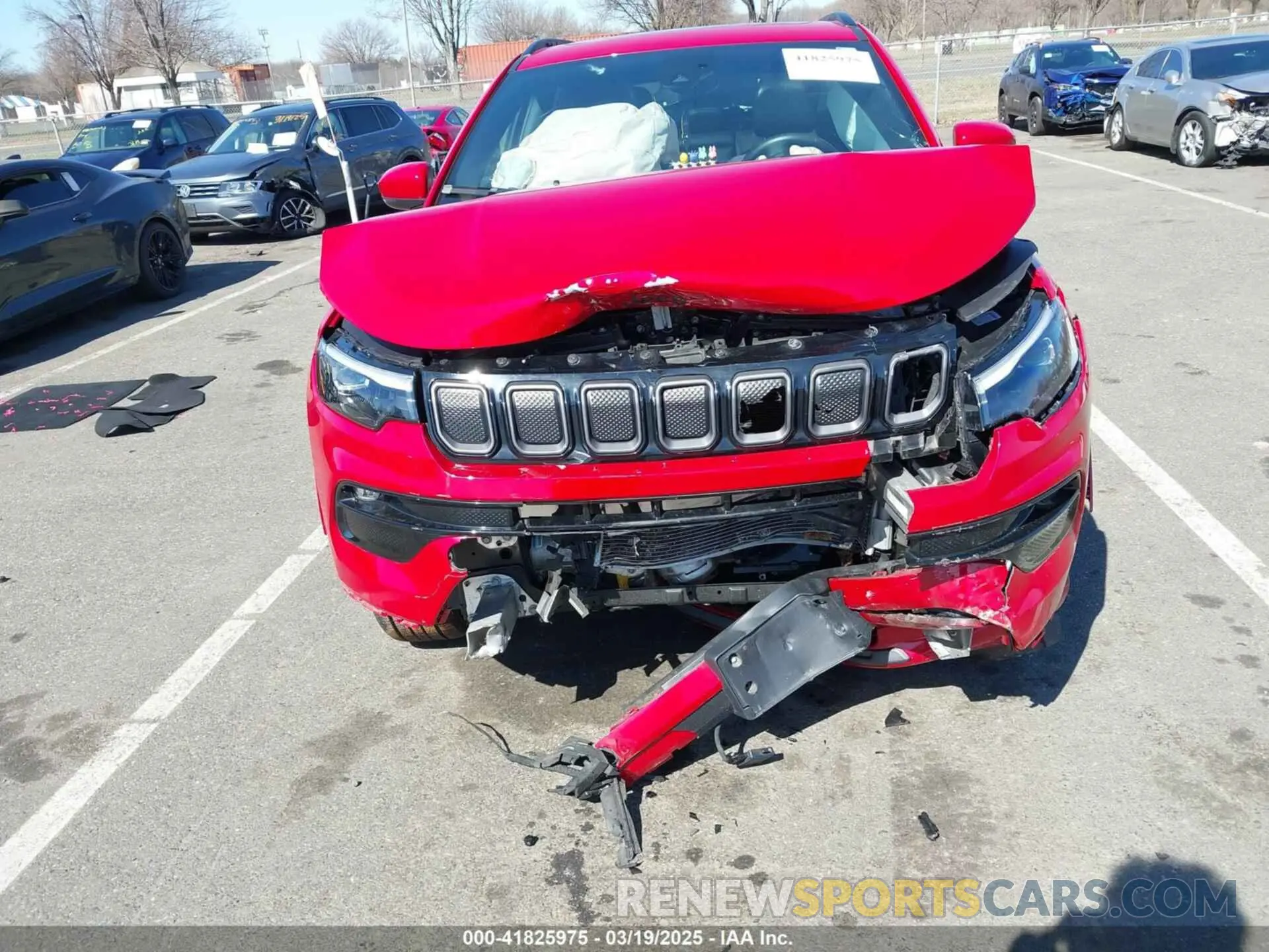 11 Photograph of a damaged car 3C4NJDCB5NT209123 JEEP COMPASS 2022