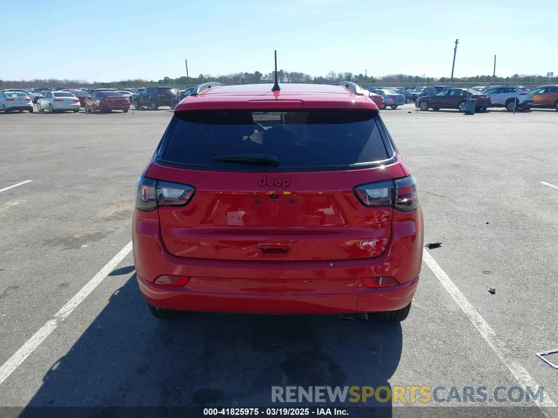 15 Photograph of a damaged car 3C4NJDCB5NT209123 JEEP COMPASS 2022