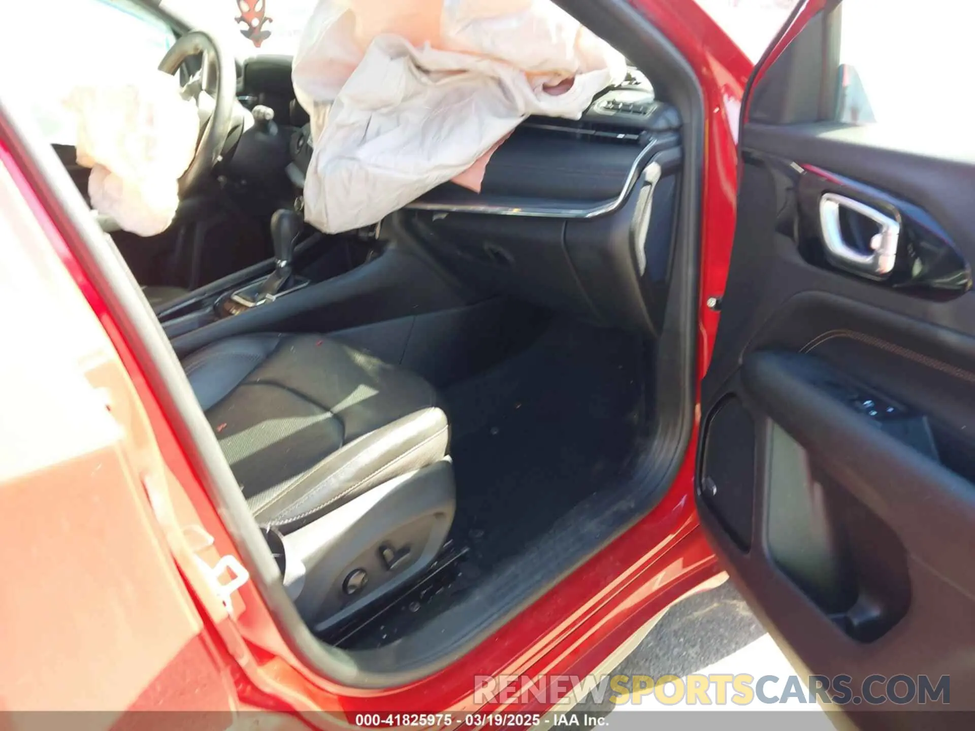5 Photograph of a damaged car 3C4NJDCB5NT209123 JEEP COMPASS 2022