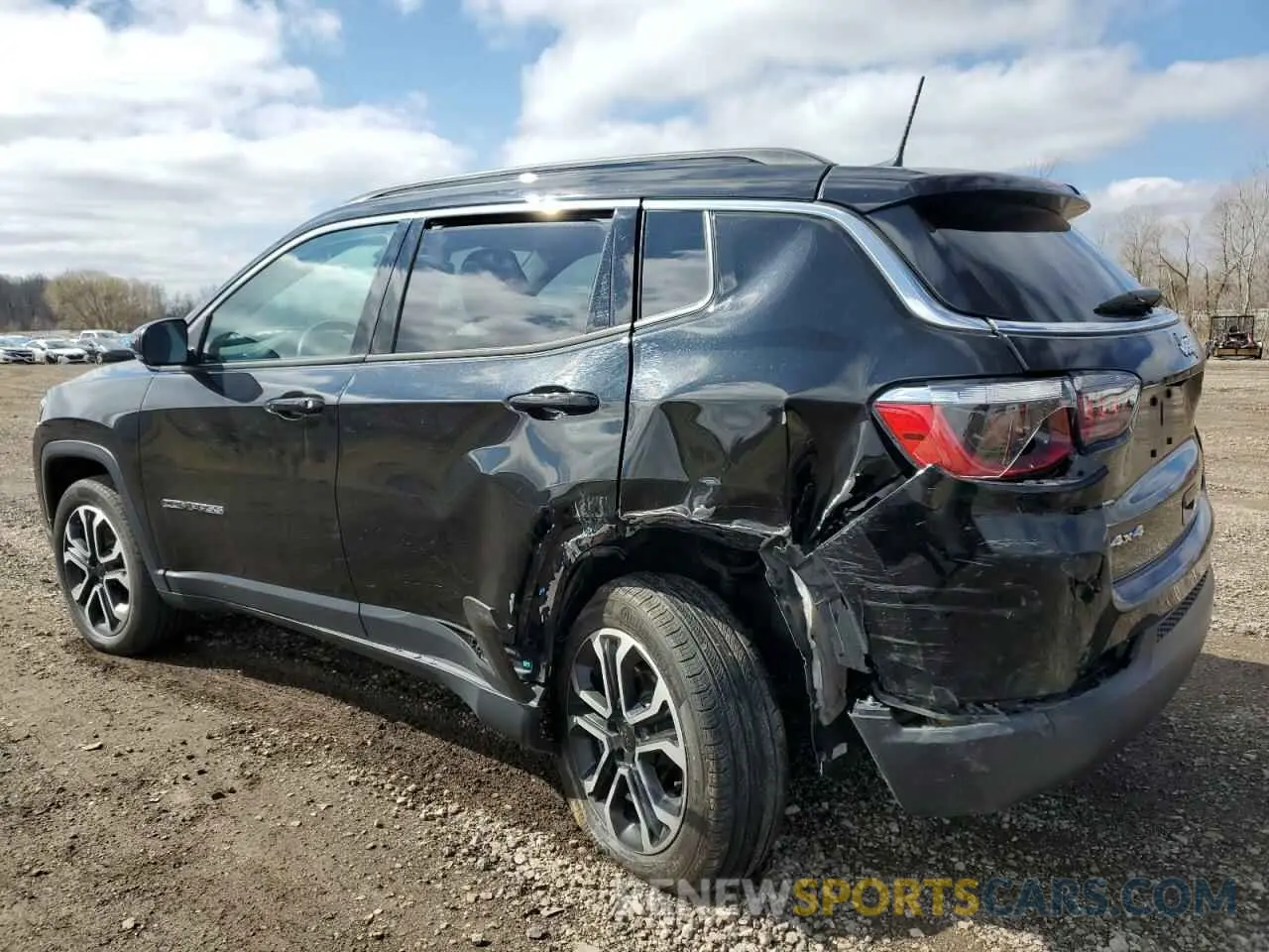 2 Photograph of a damaged car 3C4NJDCB5NT224544 JEEP COMPASS 2022