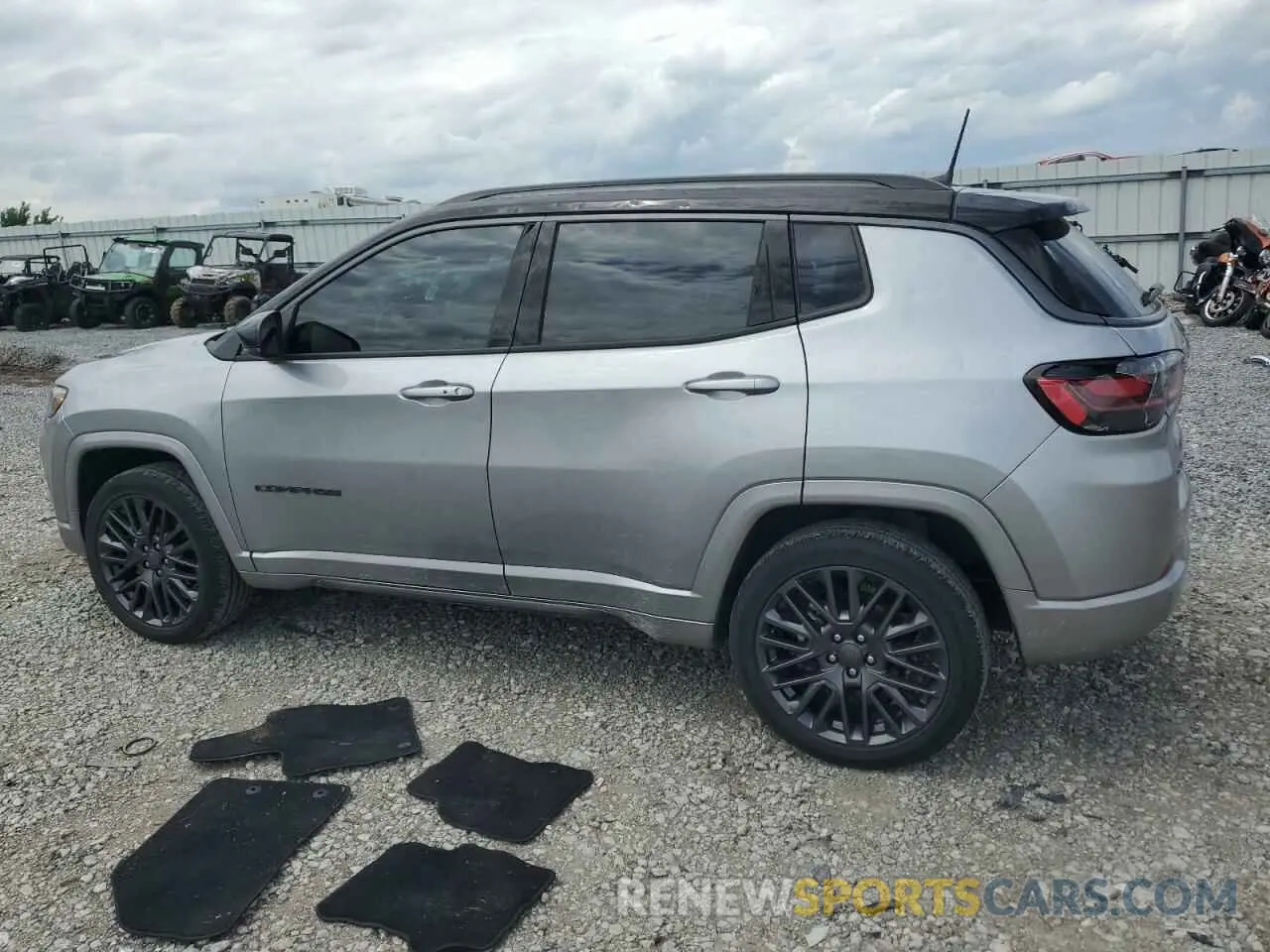 2 Photograph of a damaged car 3C4NJDCB6NT104462 JEEP COMPASS 2022