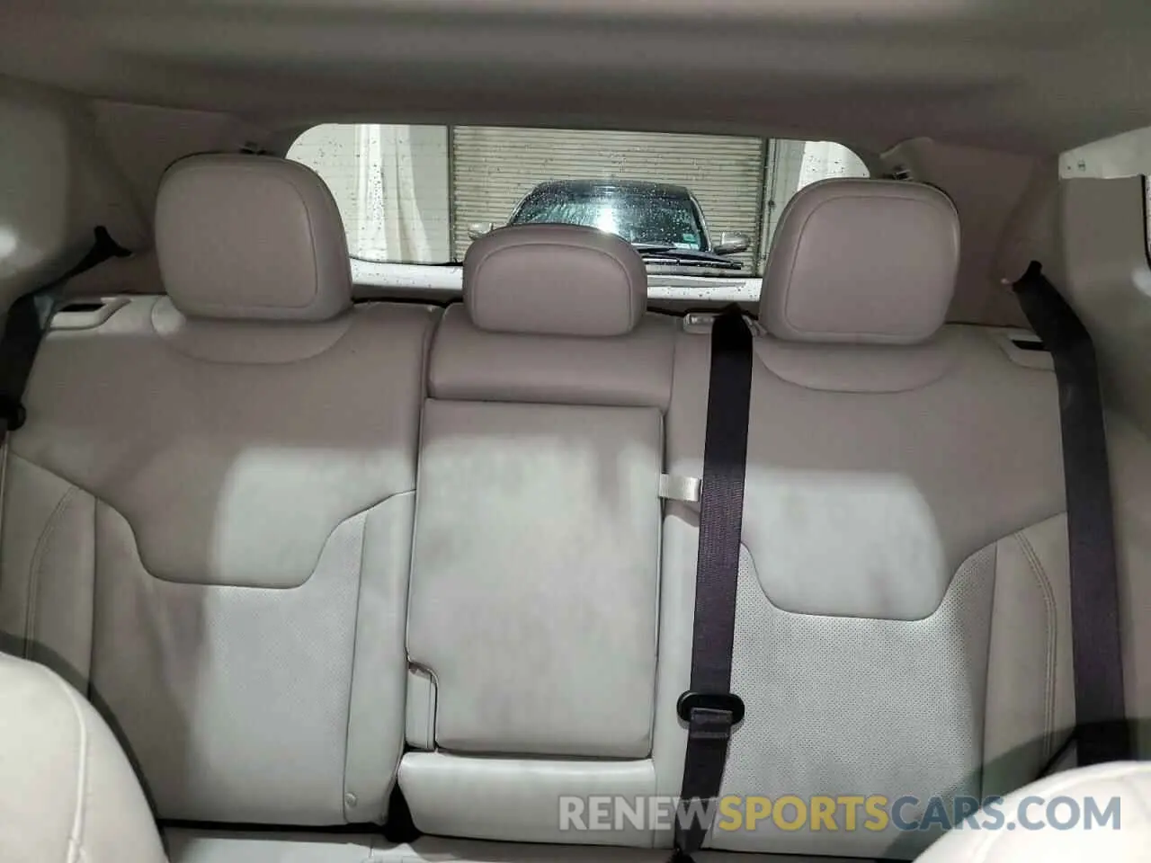 10 Photograph of a damaged car 3C4NJDCB6NT188668 JEEP COMPASS 2022