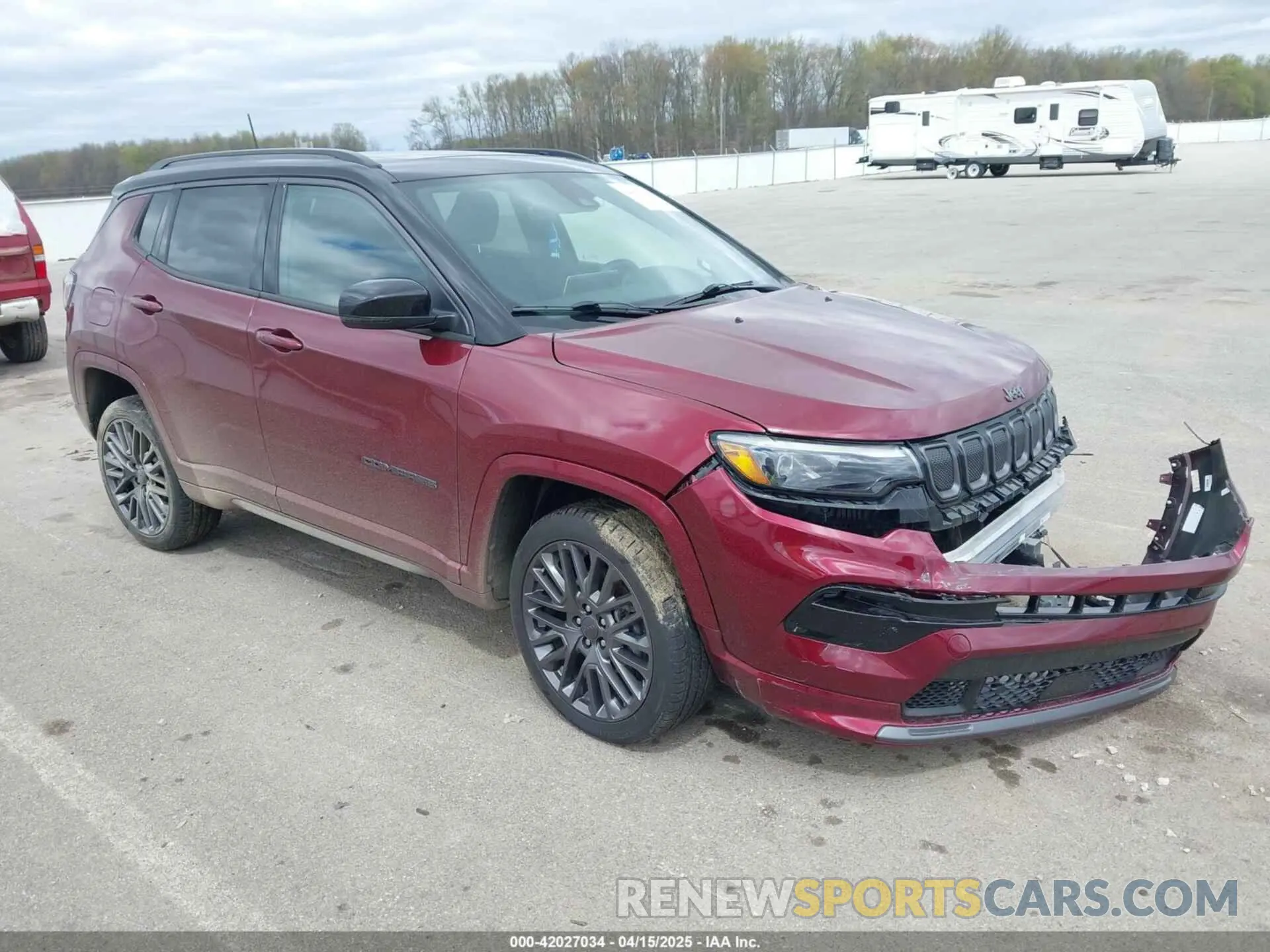 1 Photograph of a damaged car 3C4NJDCB7NT101666 JEEP COMPASS 2022