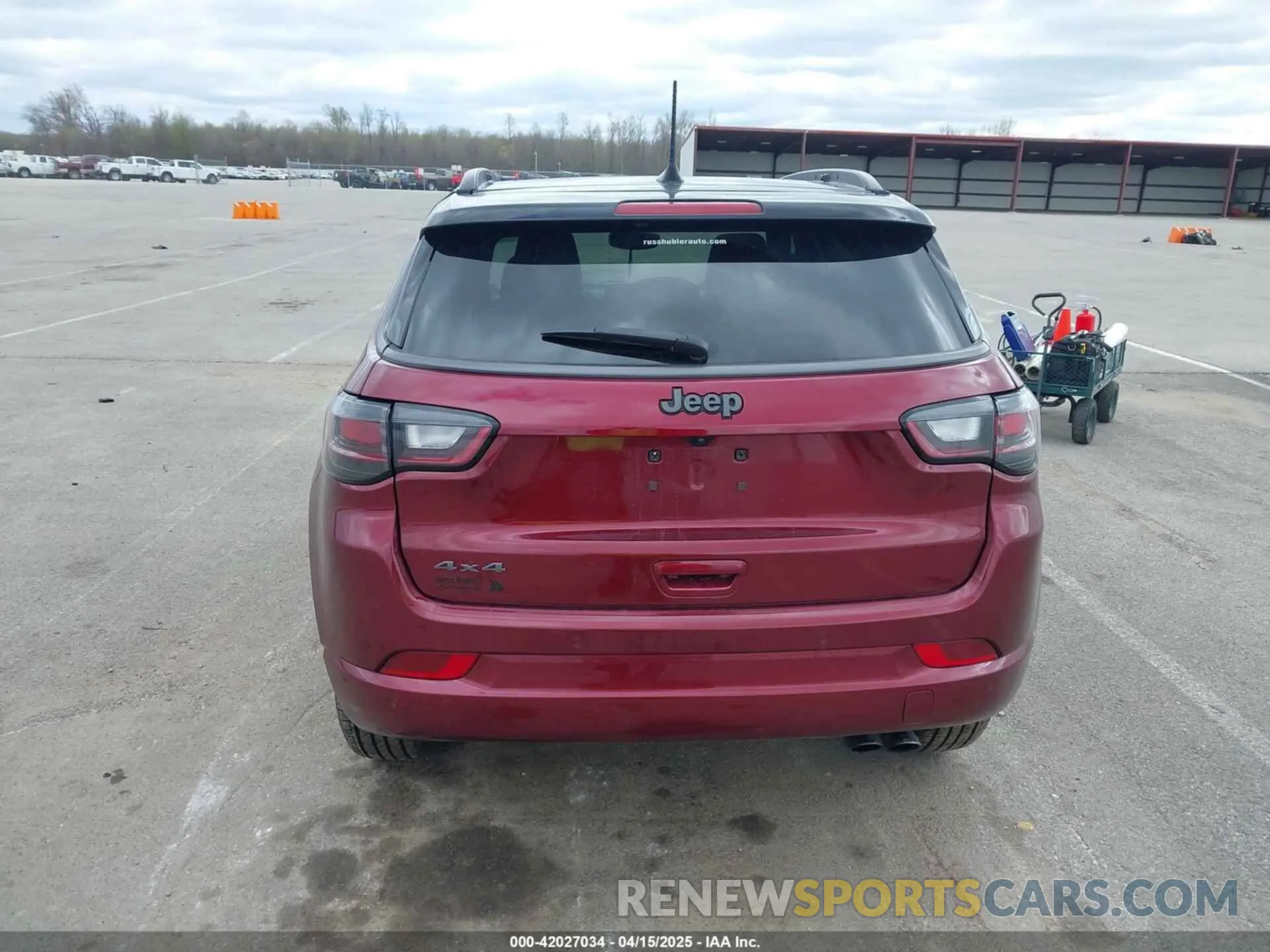 16 Photograph of a damaged car 3C4NJDCB7NT101666 JEEP COMPASS 2022