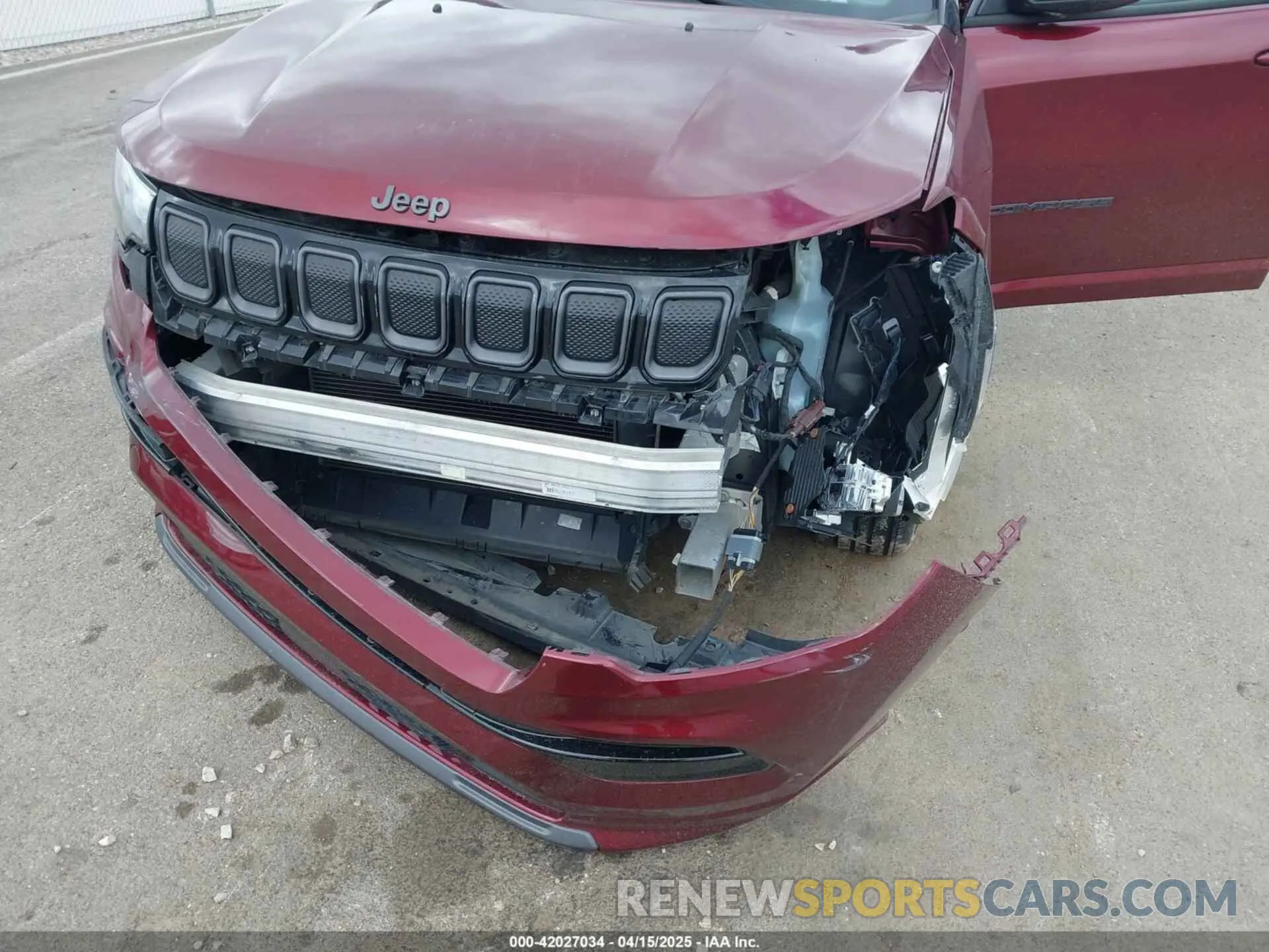6 Photograph of a damaged car 3C4NJDCB7NT101666 JEEP COMPASS 2022