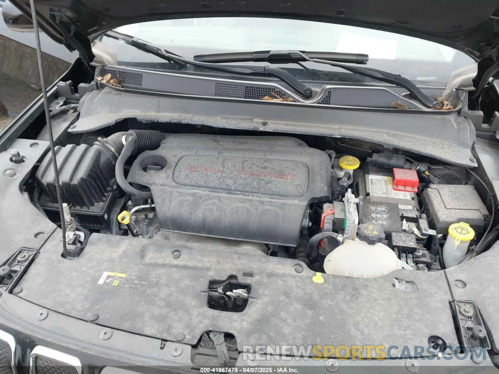 10 Photograph of a damaged car 3C4NJDCB8NT100462 JEEP COMPASS 2022