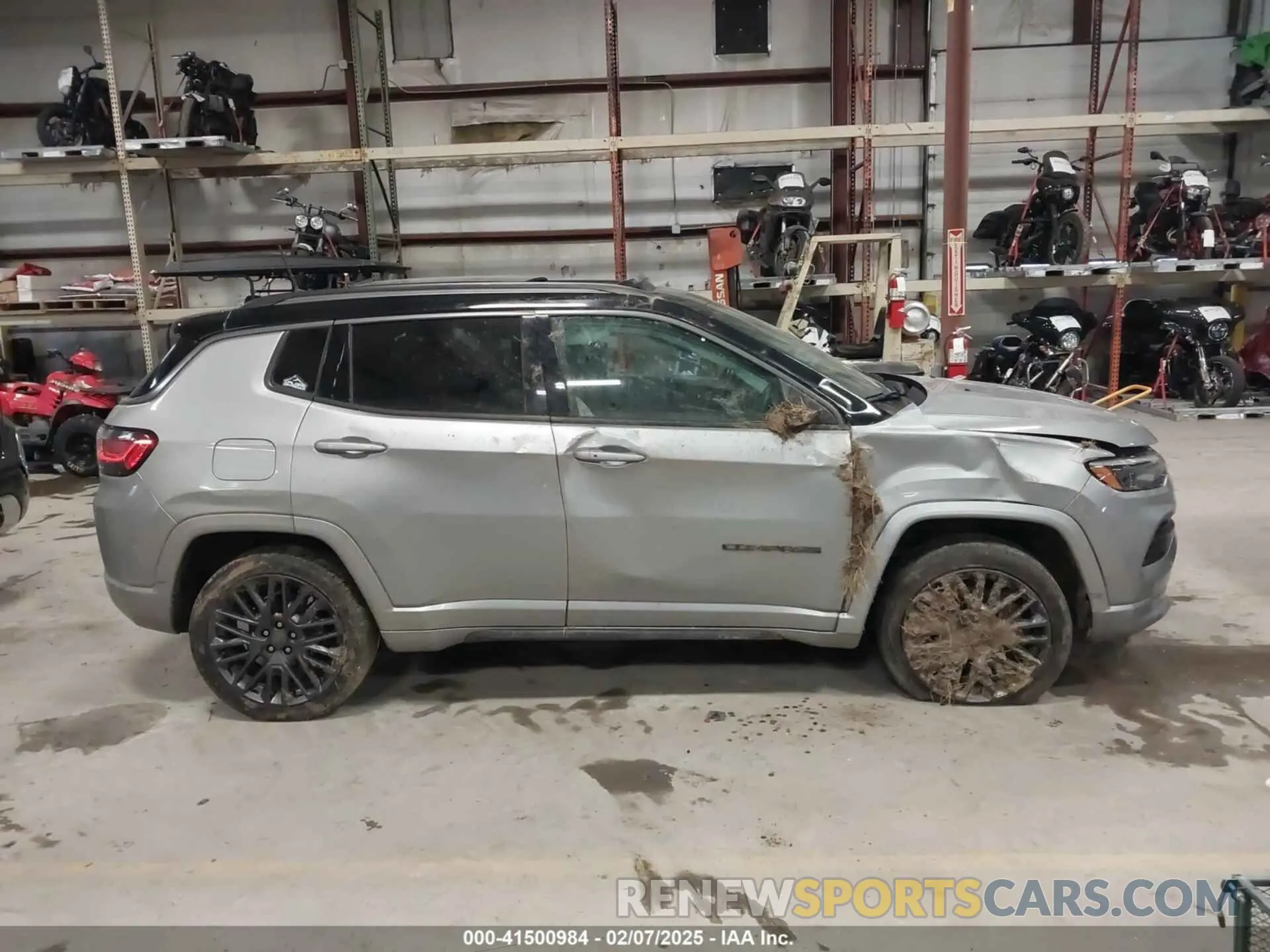 13 Photograph of a damaged car 3C4NJDCB8NT109002 JEEP COMPASS 2022