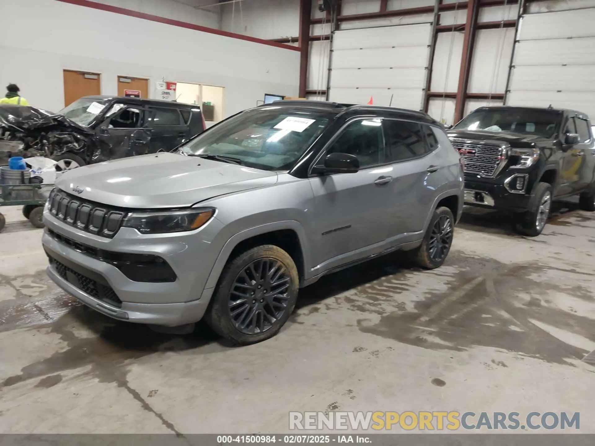 2 Photograph of a damaged car 3C4NJDCB8NT109002 JEEP COMPASS 2022