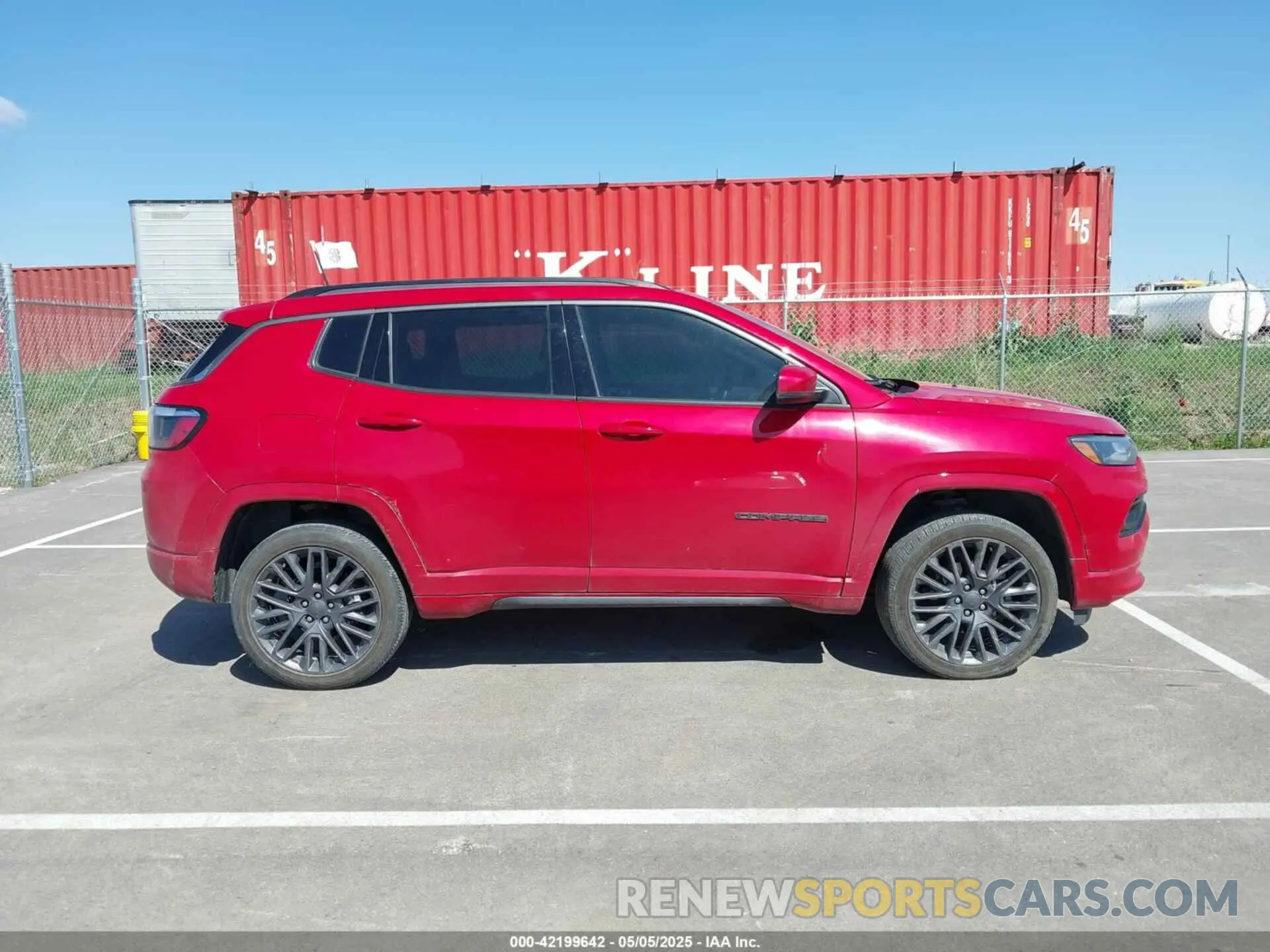 13 Photograph of a damaged car 3C4NJDCB8NT146177 JEEP COMPASS 2022