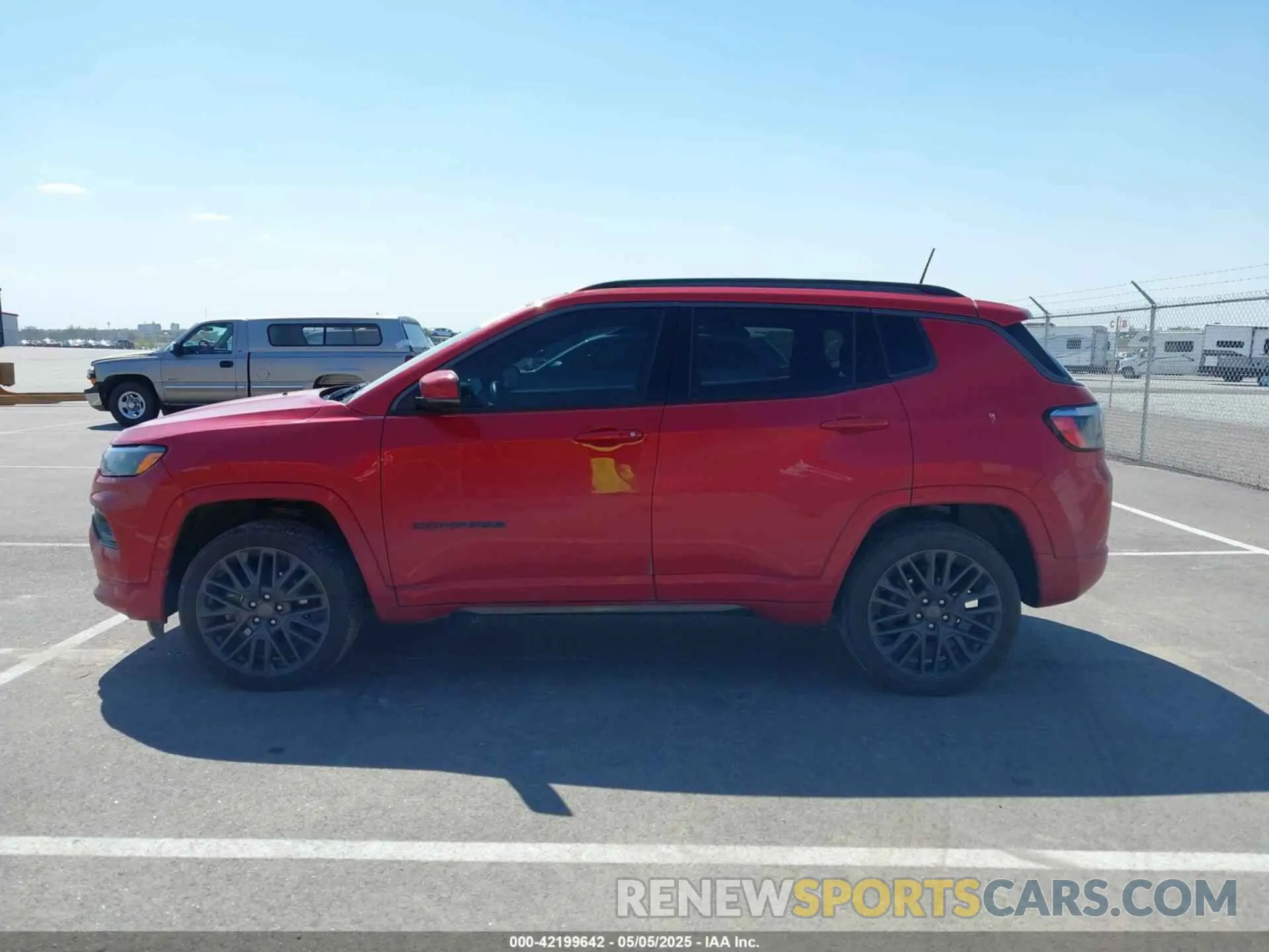 14 Photograph of a damaged car 3C4NJDCB8NT146177 JEEP COMPASS 2022