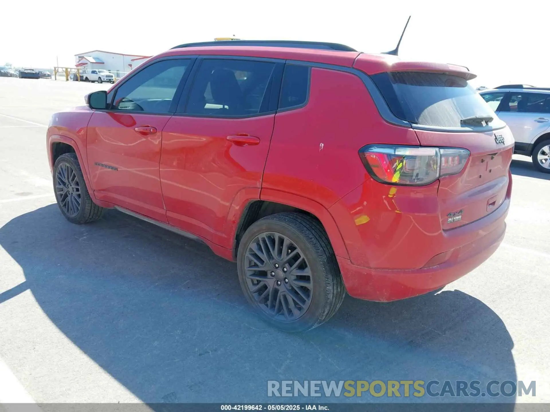 3 Photograph of a damaged car 3C4NJDCB8NT146177 JEEP COMPASS 2022