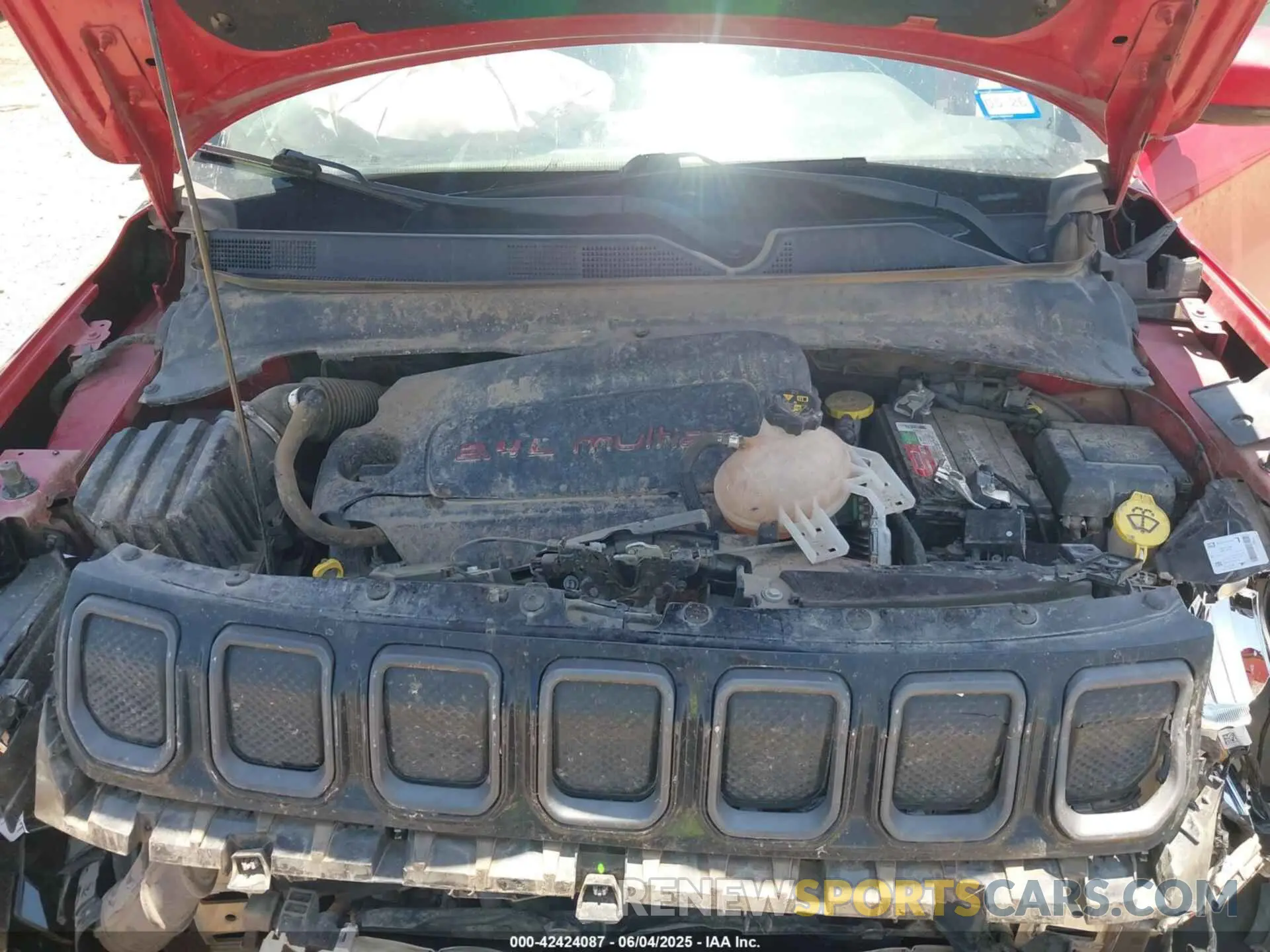 10 Photograph of a damaged car 3C4NJDCB8NT168390 JEEP COMPASS 2022