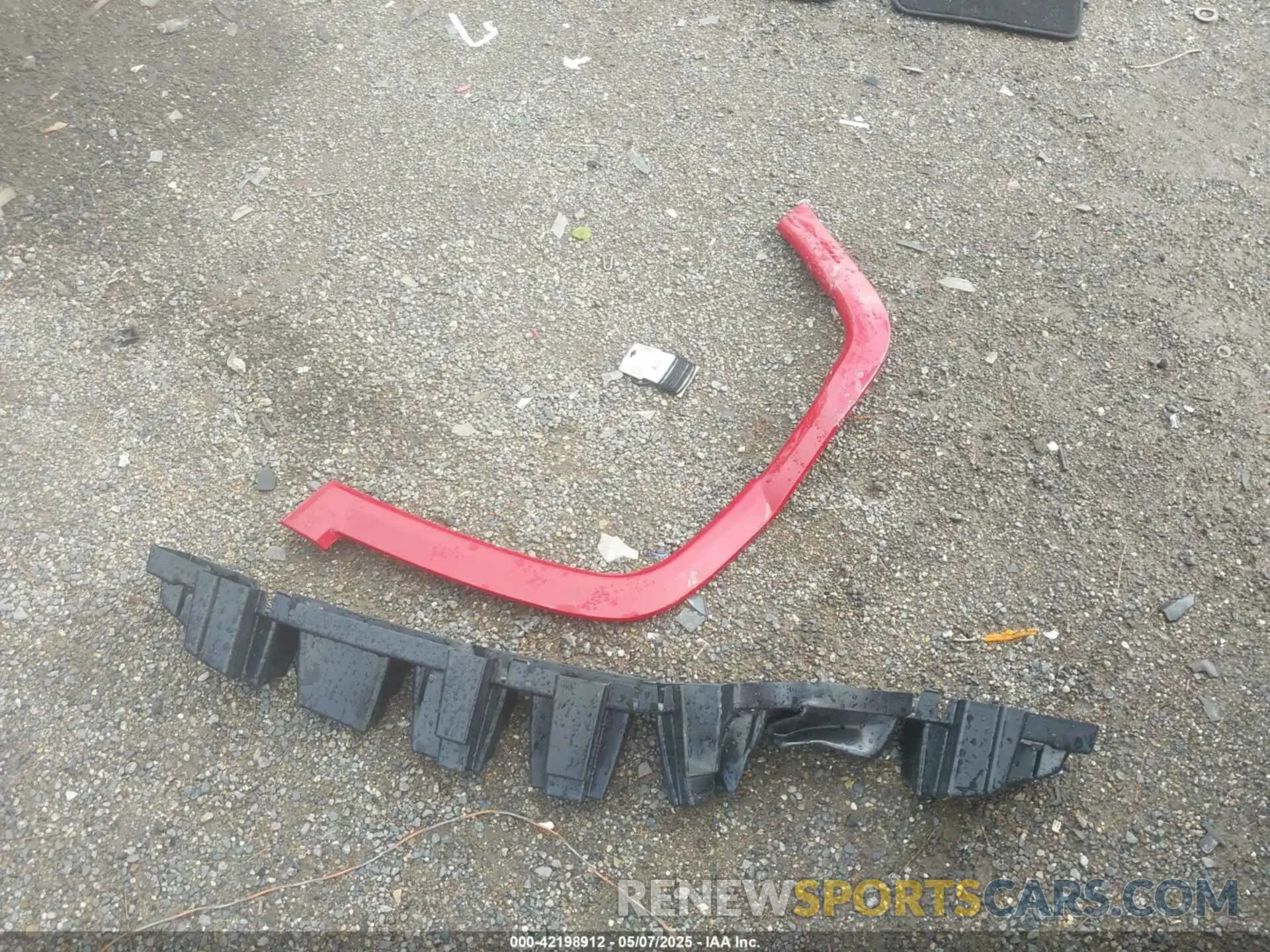 12 Photograph of a damaged car 3C4NJDCB9NT136225 JEEP COMPASS 2022