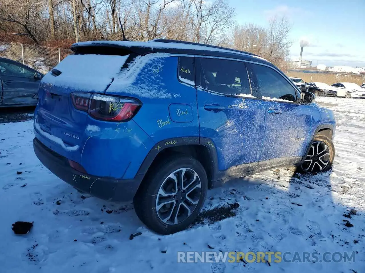3 Photograph of a damaged car 3C4NJDCB9NT160489 JEEP COMPASS 2022