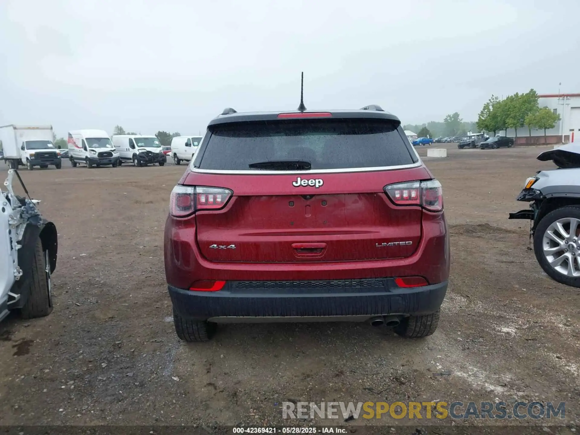 15 Photograph of a damaged car 3C4NJDCB9NT180208 JEEP COMPASS 2022