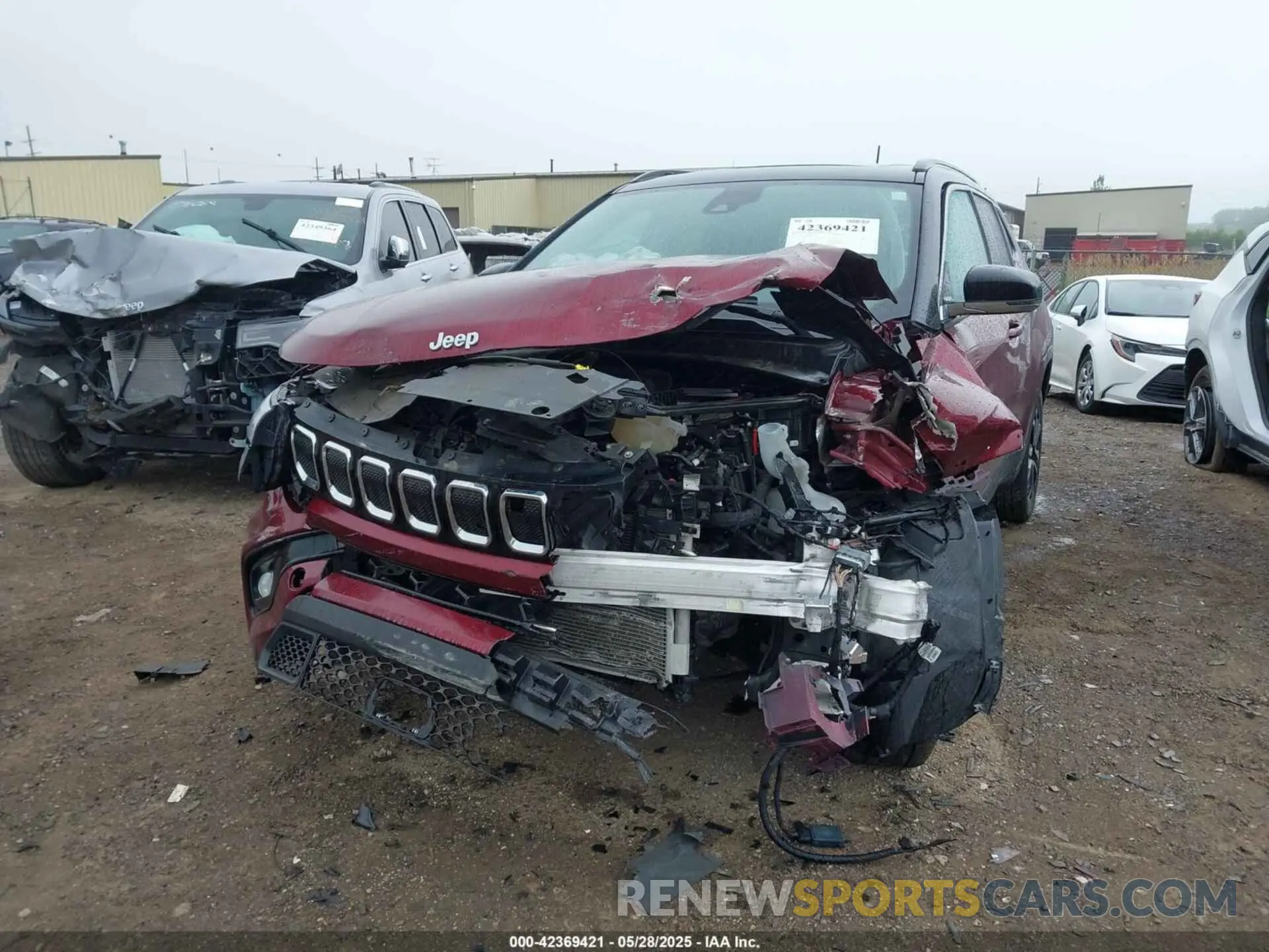6 Photograph of a damaged car 3C4NJDCB9NT180208 JEEP COMPASS 2022