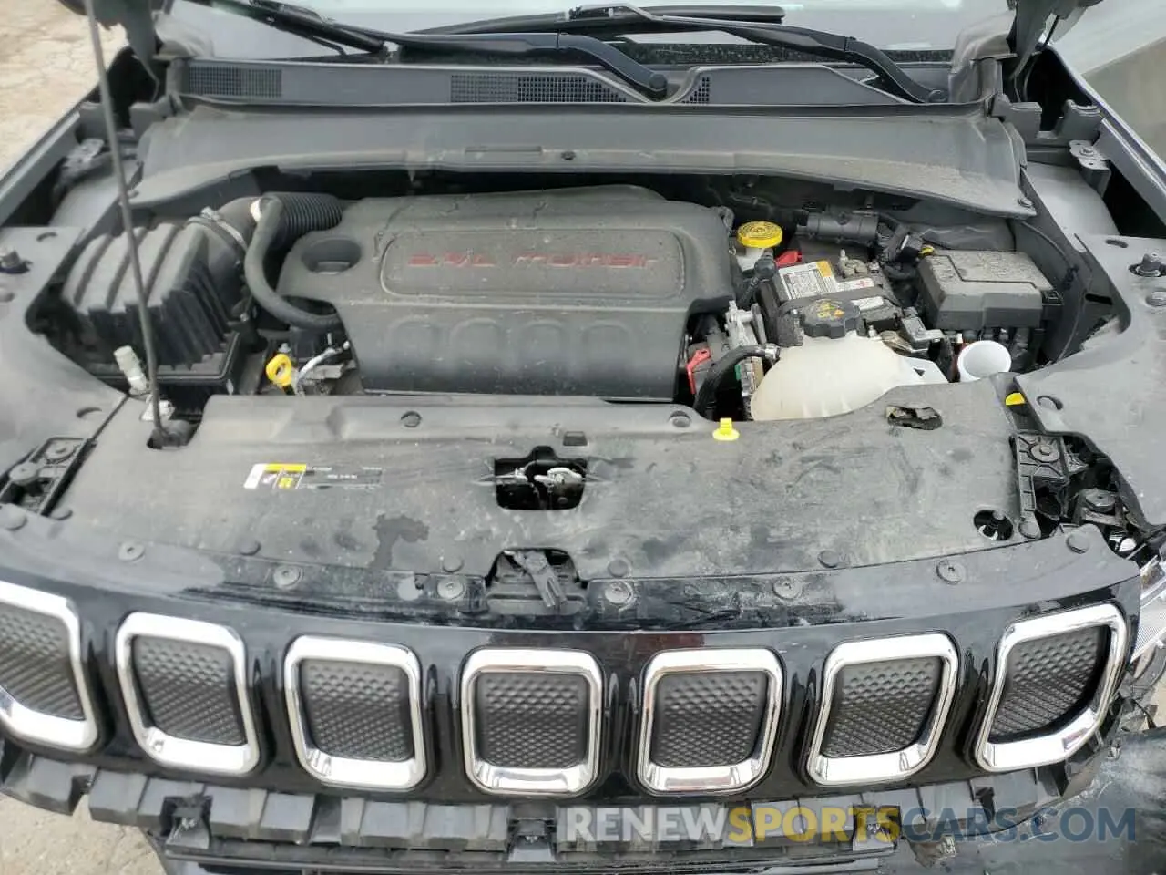 12 Photograph of a damaged car 3C4NJDCBXNT135004 JEEP COMPASS 2022