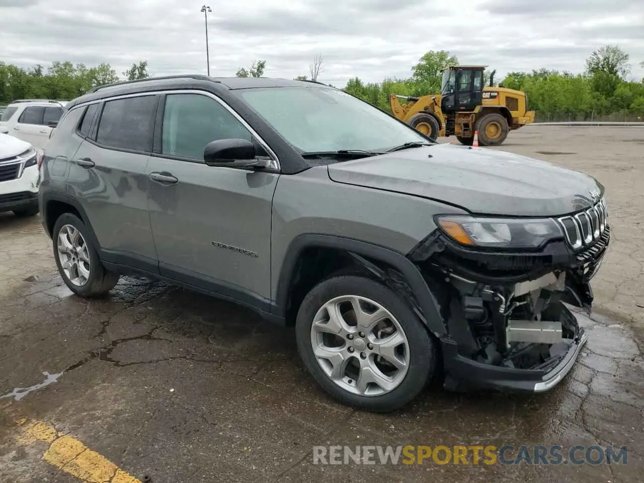 4 Photograph of a damaged car 3C4NJDCBXNT135004 JEEP COMPASS 2022