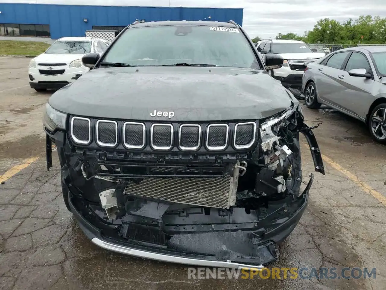 5 Photograph of a damaged car 3C4NJDCBXNT135004 JEEP COMPASS 2022