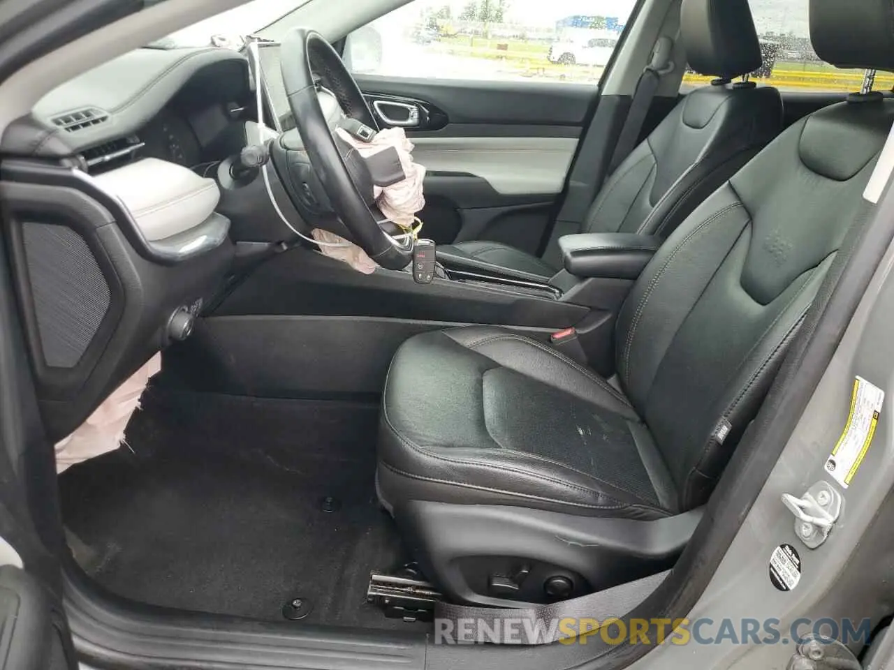 7 Photograph of a damaged car 3C4NJDCBXNT135004 JEEP COMPASS 2022