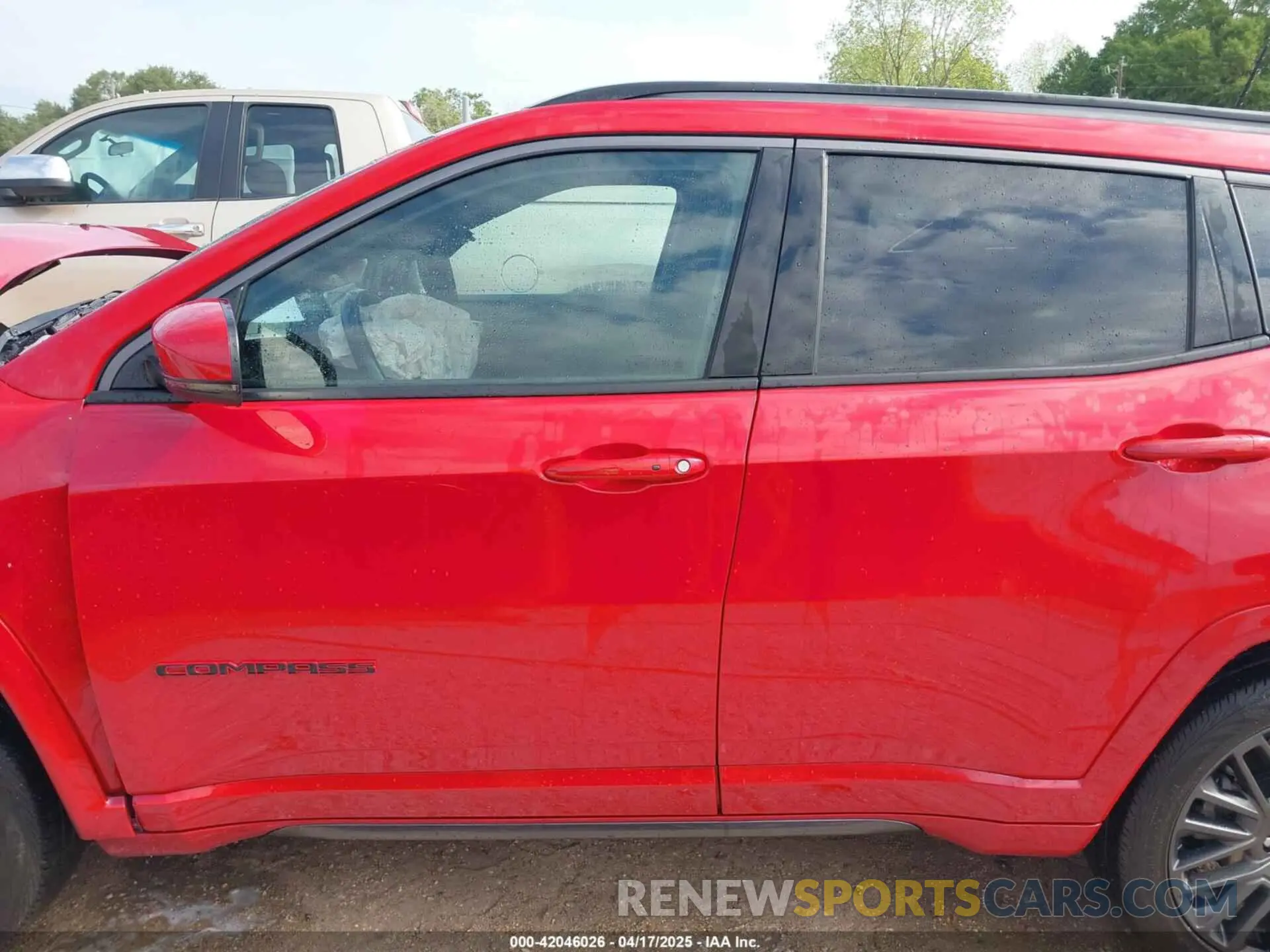 14 Photograph of a damaged car 3C4NJDCBXNT167743 JEEP COMPASS 2022