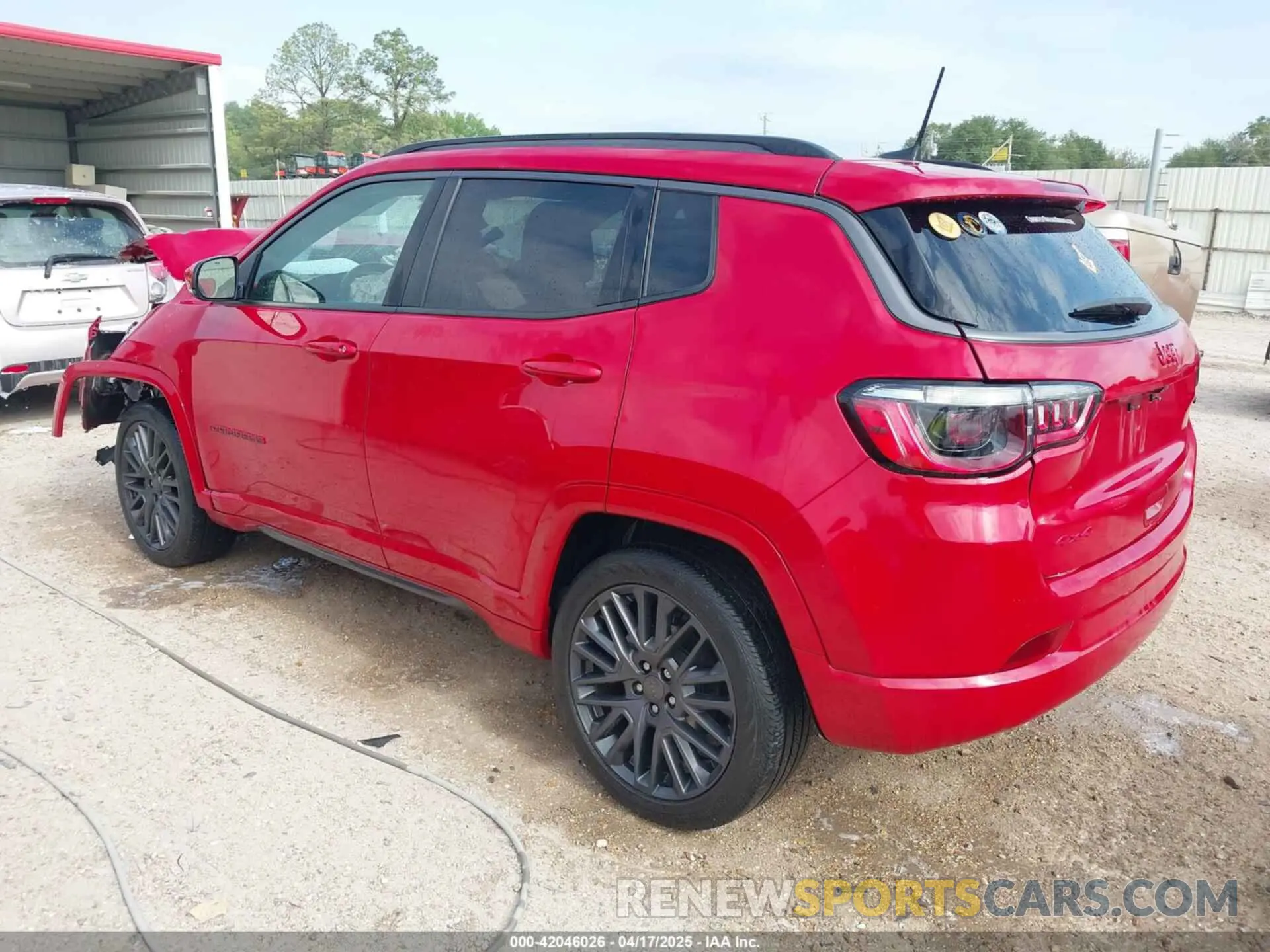 3 Photograph of a damaged car 3C4NJDCBXNT167743 JEEP COMPASS 2022