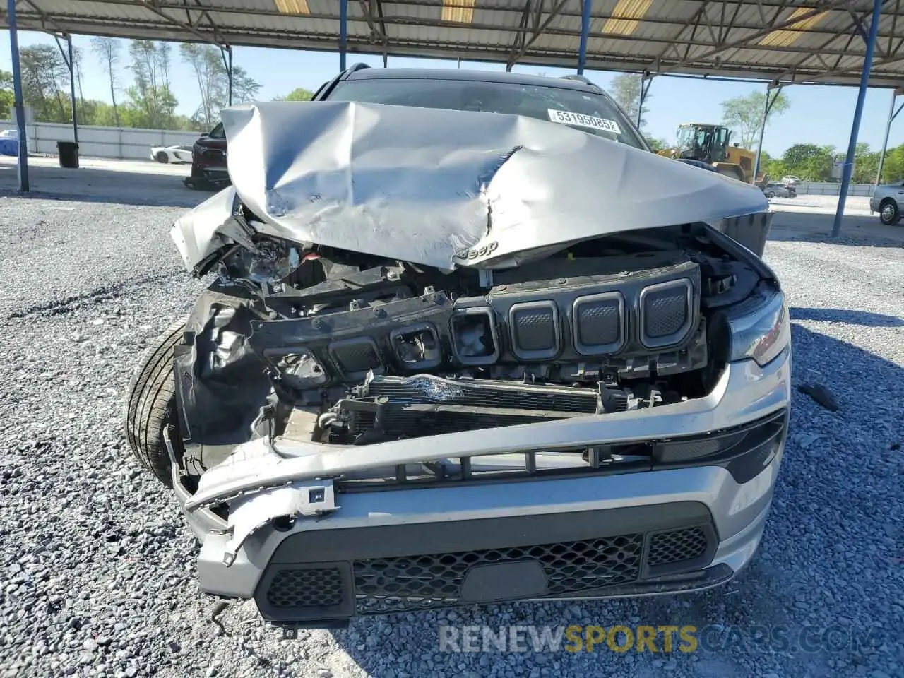 5 Photograph of a damaged car 3C4NJDCBXNT170044 JEEP COMPASS 2022