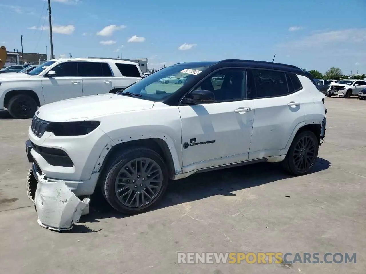 1 Photograph of a damaged car 3C4NJDCBXNT185627 JEEP COMPASS 2022