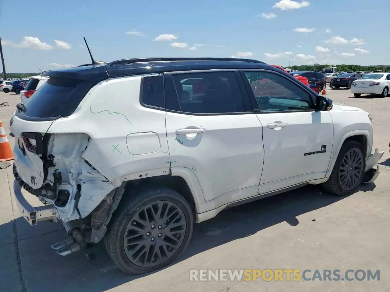 3 Photograph of a damaged car 3C4NJDCBXNT185627 JEEP COMPASS 2022
