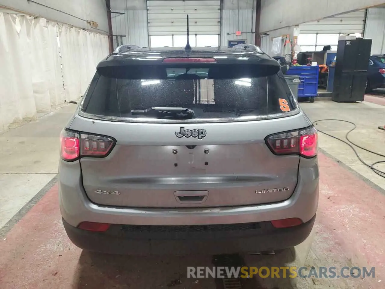 6 Photograph of a damaged car 3C4NJDCBXNT187331 JEEP COMPASS 2022