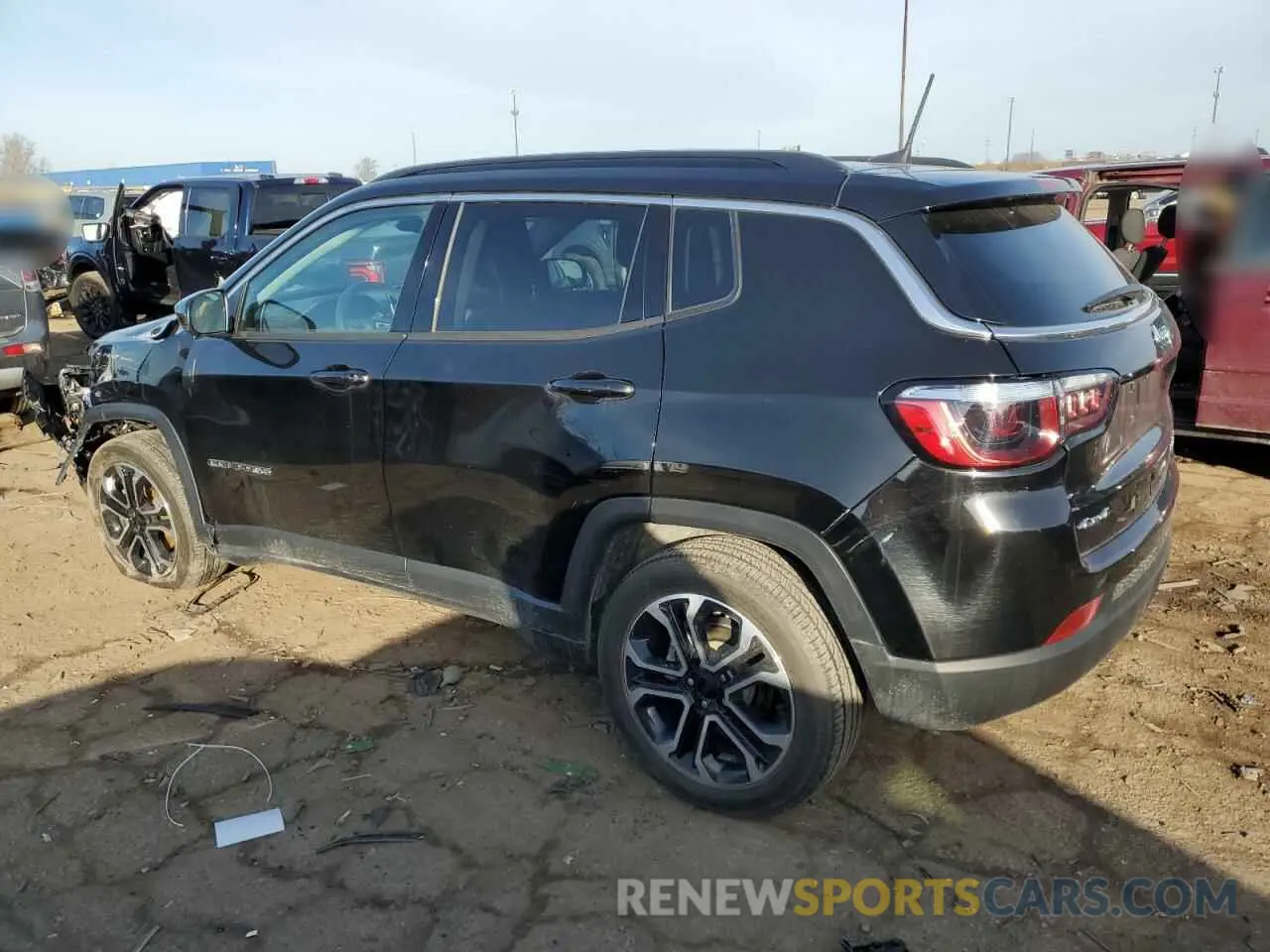 2 Photograph of a damaged car 3C4NJDCBXNT197647 JEEP COMPASS 2022