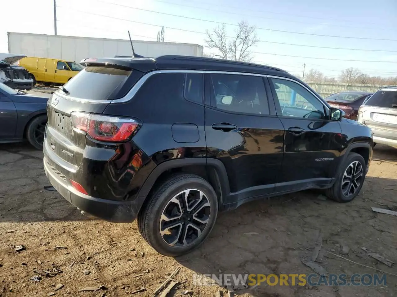 3 Photograph of a damaged car 3C4NJDCBXNT197647 JEEP COMPASS 2022