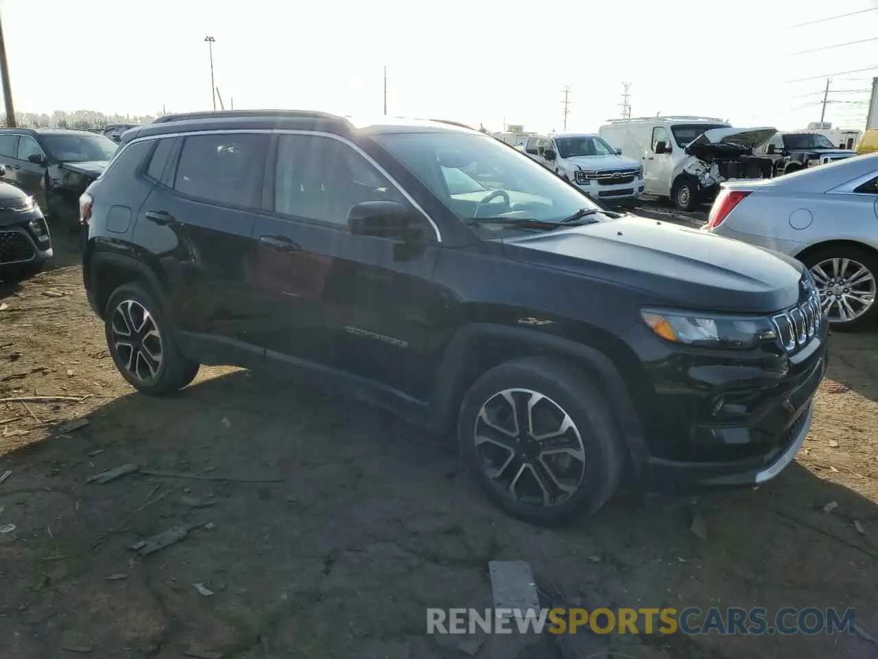 4 Photograph of a damaged car 3C4NJDCBXNT197647 JEEP COMPASS 2022
