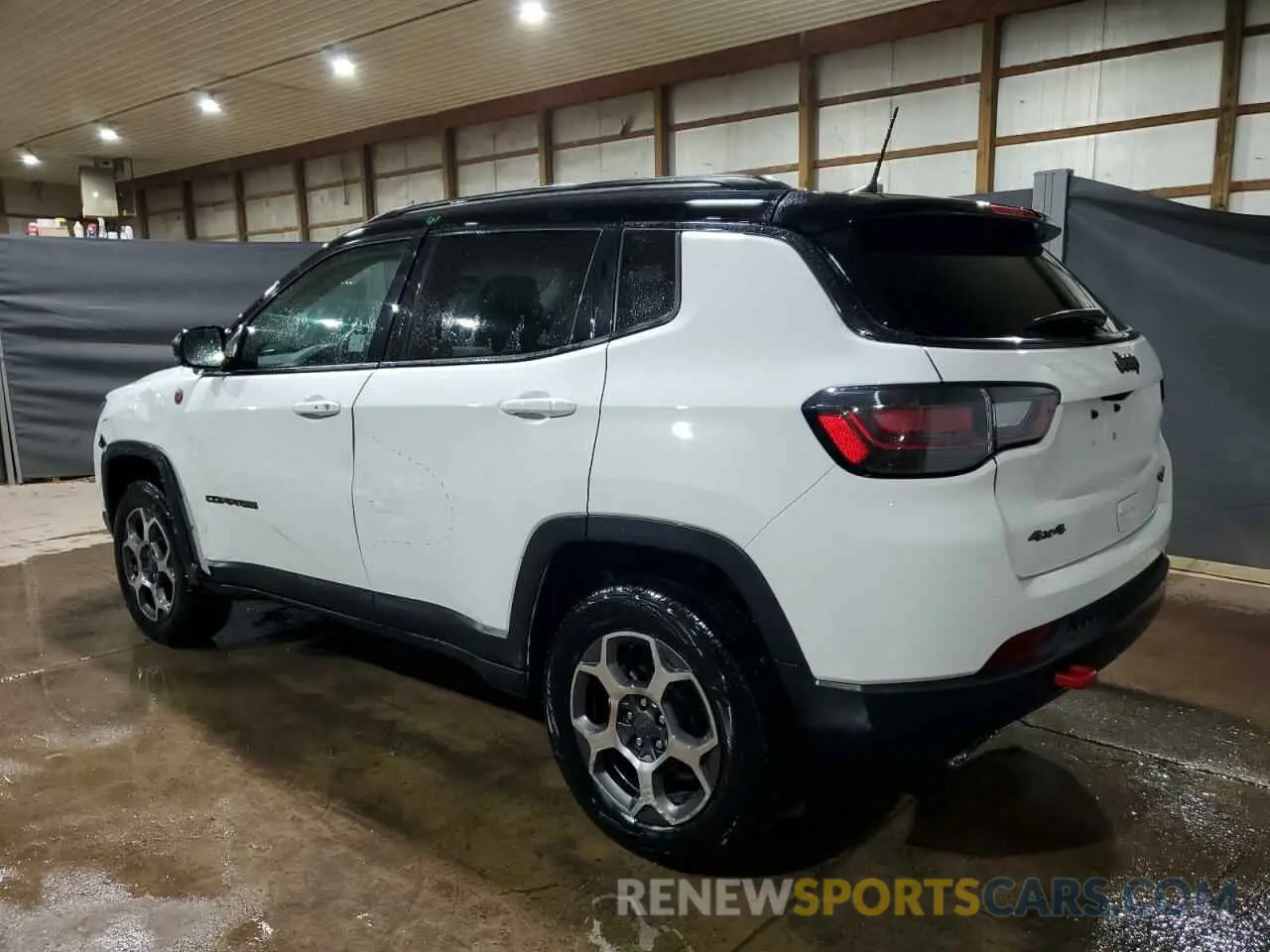 2 Photograph of a damaged car 3C4NJDDB0NT222392 JEEP COMPASS 2022