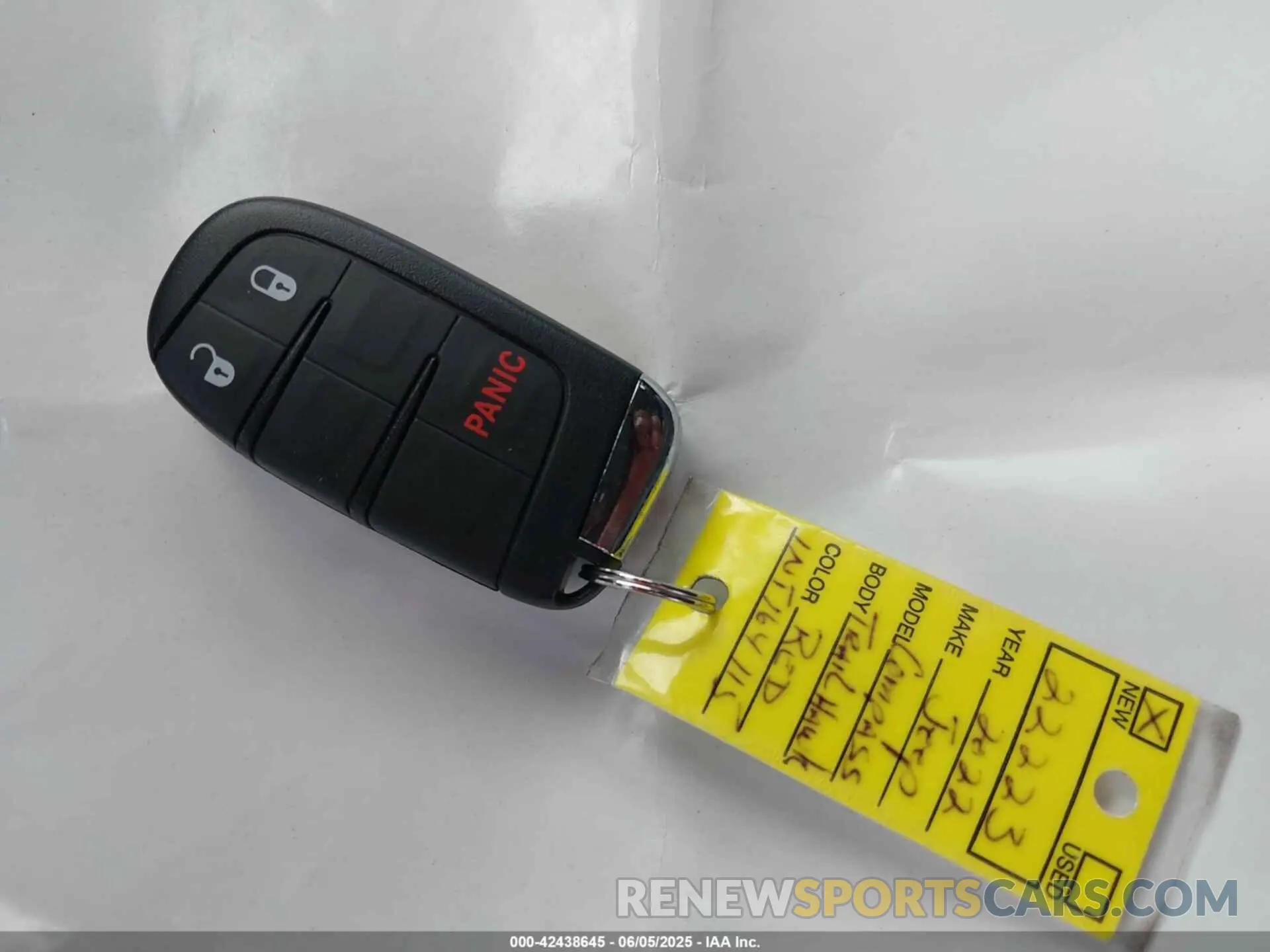 11 Photograph of a damaged car 3C4NJDDB1NT164115 JEEP COMPASS 2022