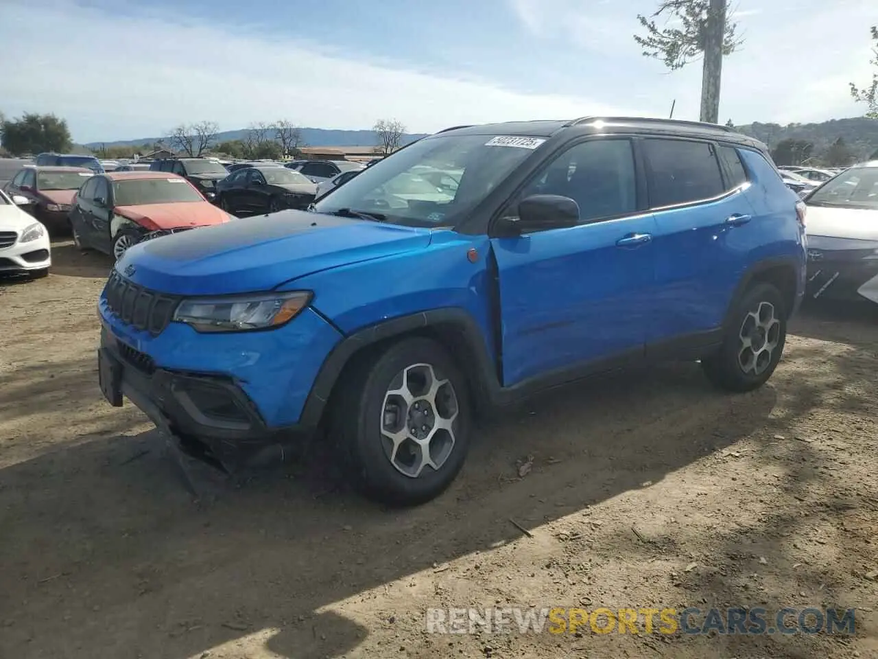 1 Photograph of a damaged car 3C4NJDDB1NT226032 JEEP COMPASS 2022