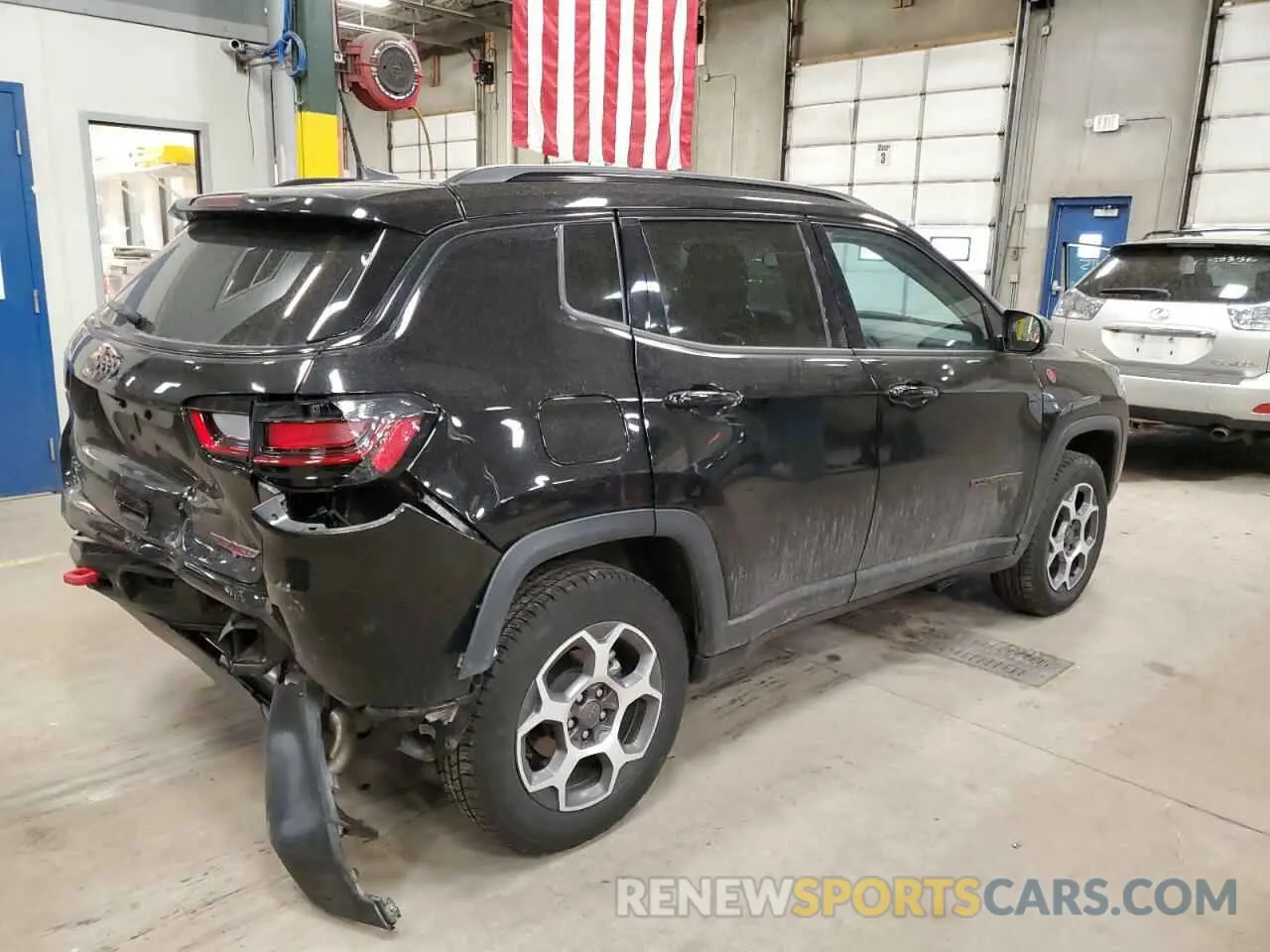 3 Photograph of a damaged car 3C4NJDDB2NT227769 JEEP COMPASS 2022