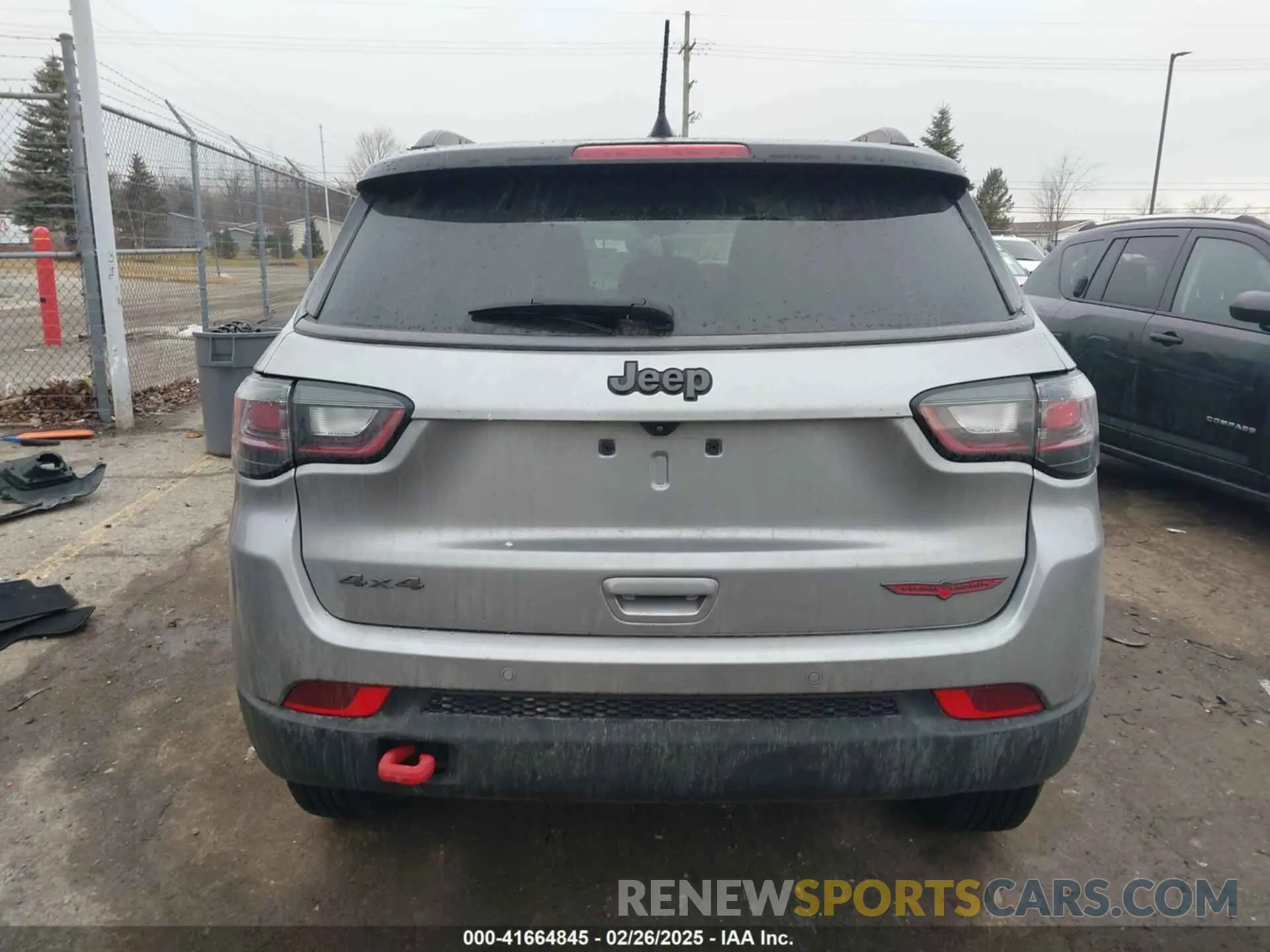 16 Photograph of a damaged car 3C4NJDDB3NT128118 JEEP COMPASS 2022
