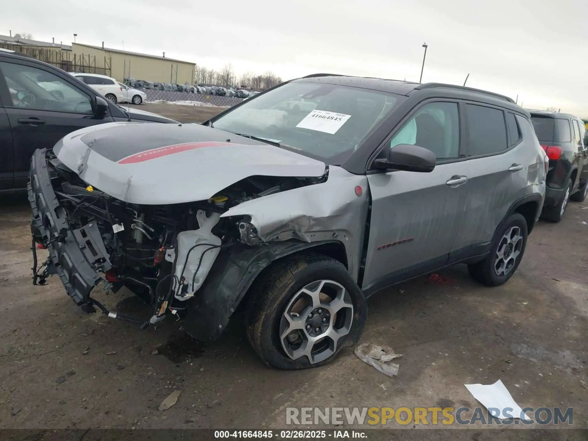 2 Photograph of a damaged car 3C4NJDDB3NT128118 JEEP COMPASS 2022