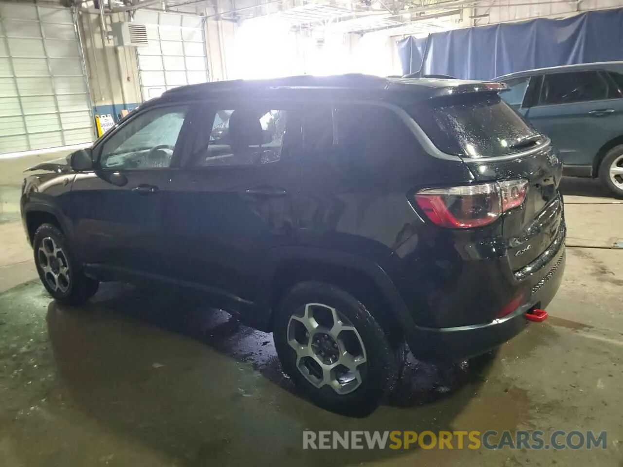 2 Photograph of a damaged car 3C4NJDDB3NT163497 JEEP COMPASS 2022