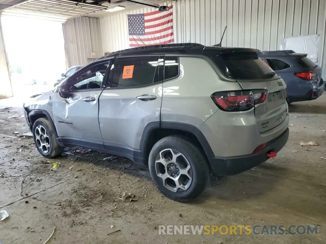 2 Photograph of a damaged car 3C4NJDDB4NT156932 JEEP COMPASS 2022
