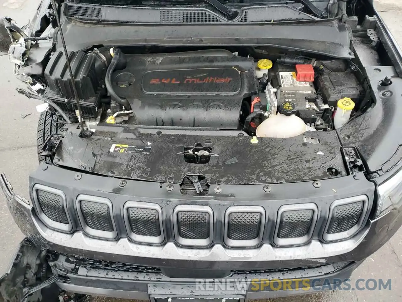 12 Photograph of a damaged car 3C4NJDDB4NT199957 JEEP COMPASS 2022