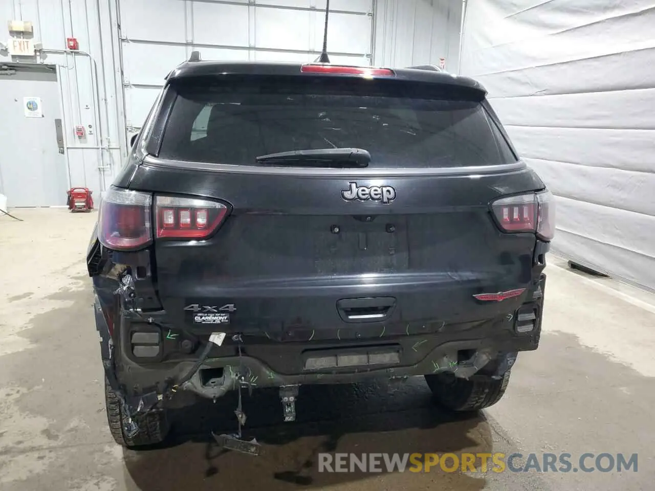 6 Photograph of a damaged car 3C4NJDDB5NT122384 JEEP COMPASS 2022