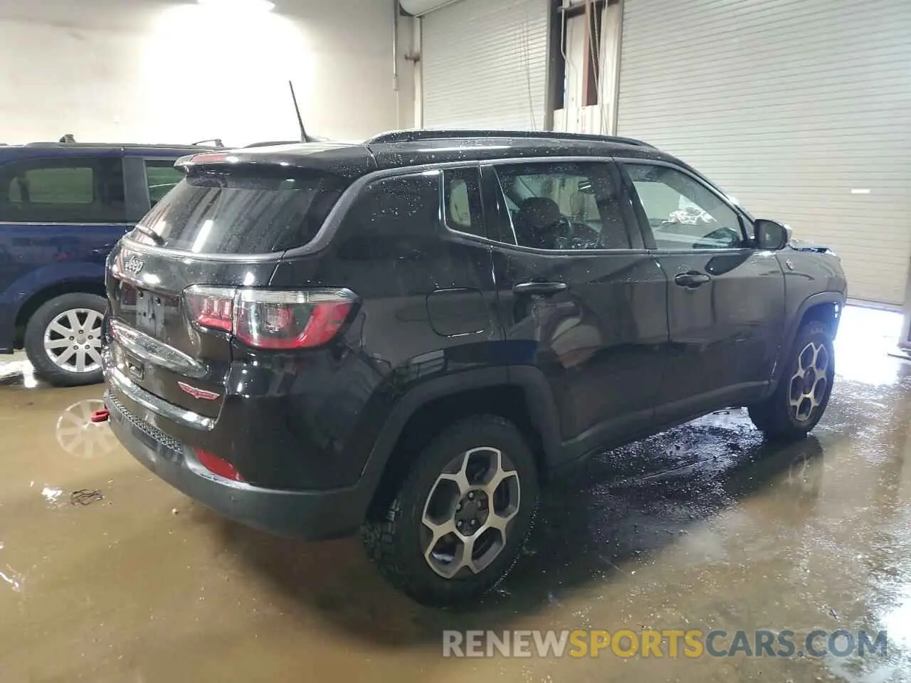 3 Photograph of a damaged car 3C4NJDDB5NT148368 JEEP COMPASS 2022