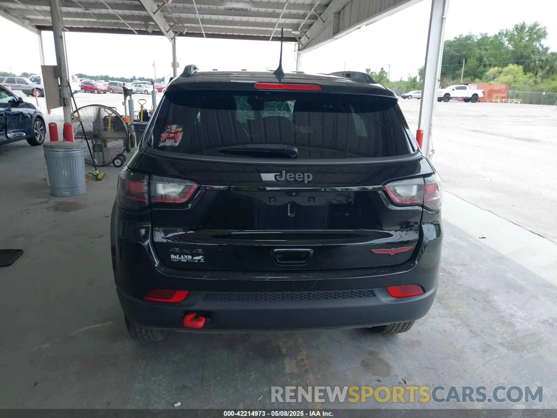 15 Photograph of a damaged car 3C4NJDDB5NT164201 JEEP COMPASS 2022