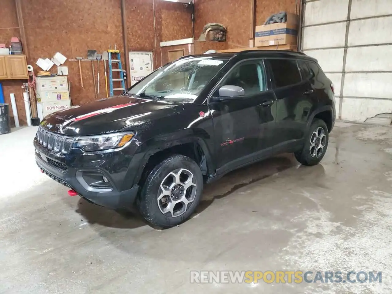 1 Photograph of a damaged car 3C4NJDDB5NT192208 JEEP COMPASS 2022