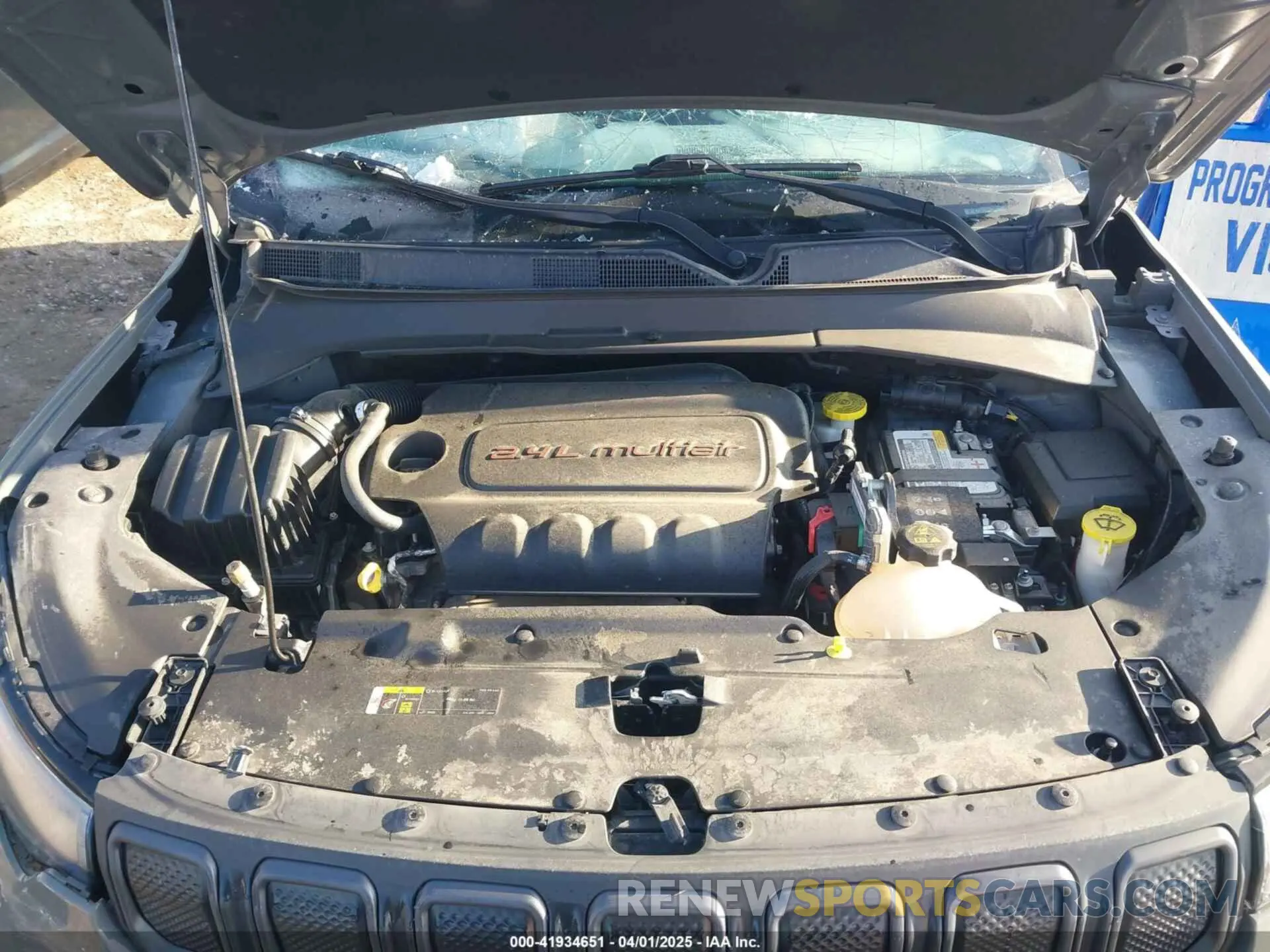 10 Photograph of a damaged car 3C4NJDDB6NT170282 JEEP COMPASS 2022